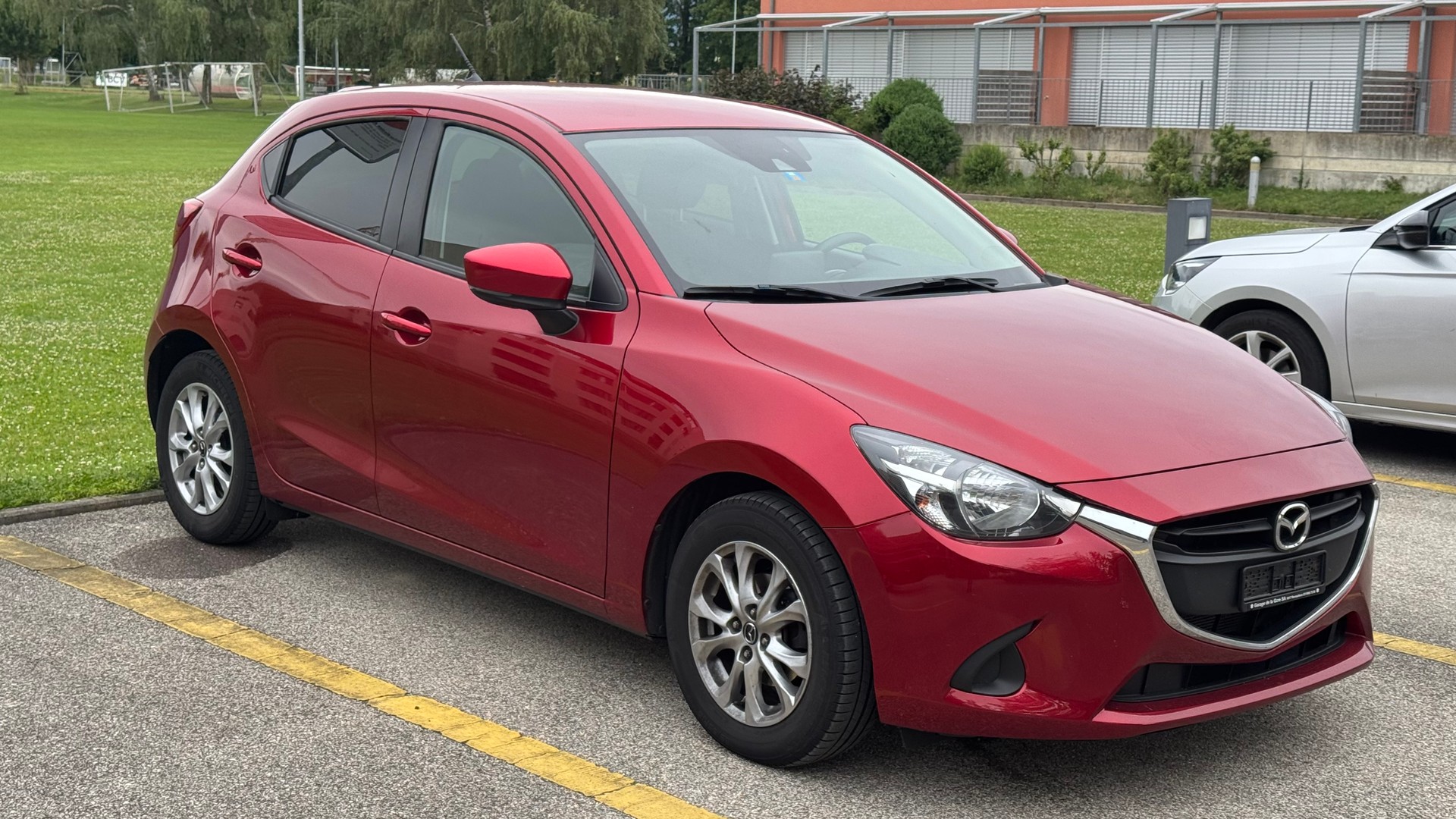 MAZDA 1.5 90 Ambition-image-1