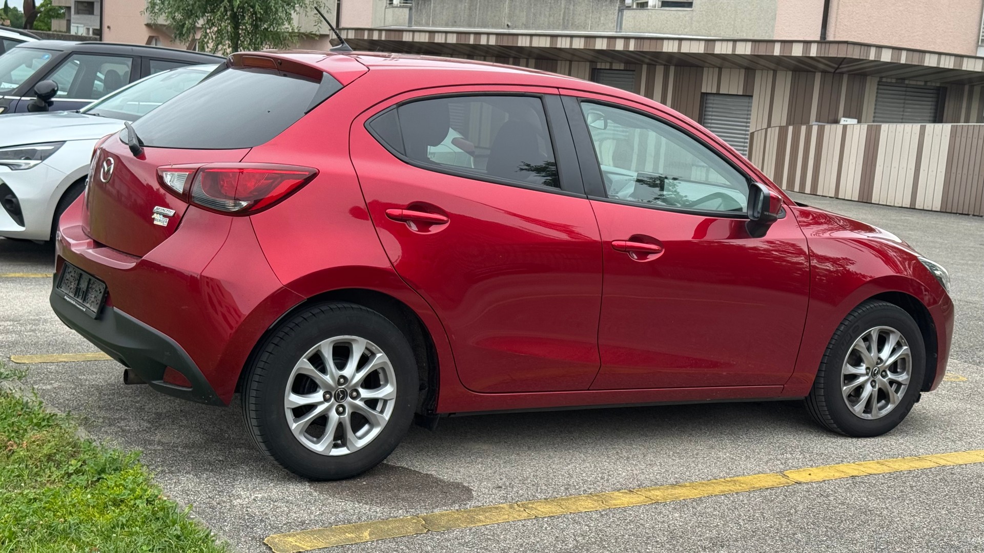 MAZDA 1.5 90 Ambition-image-4
