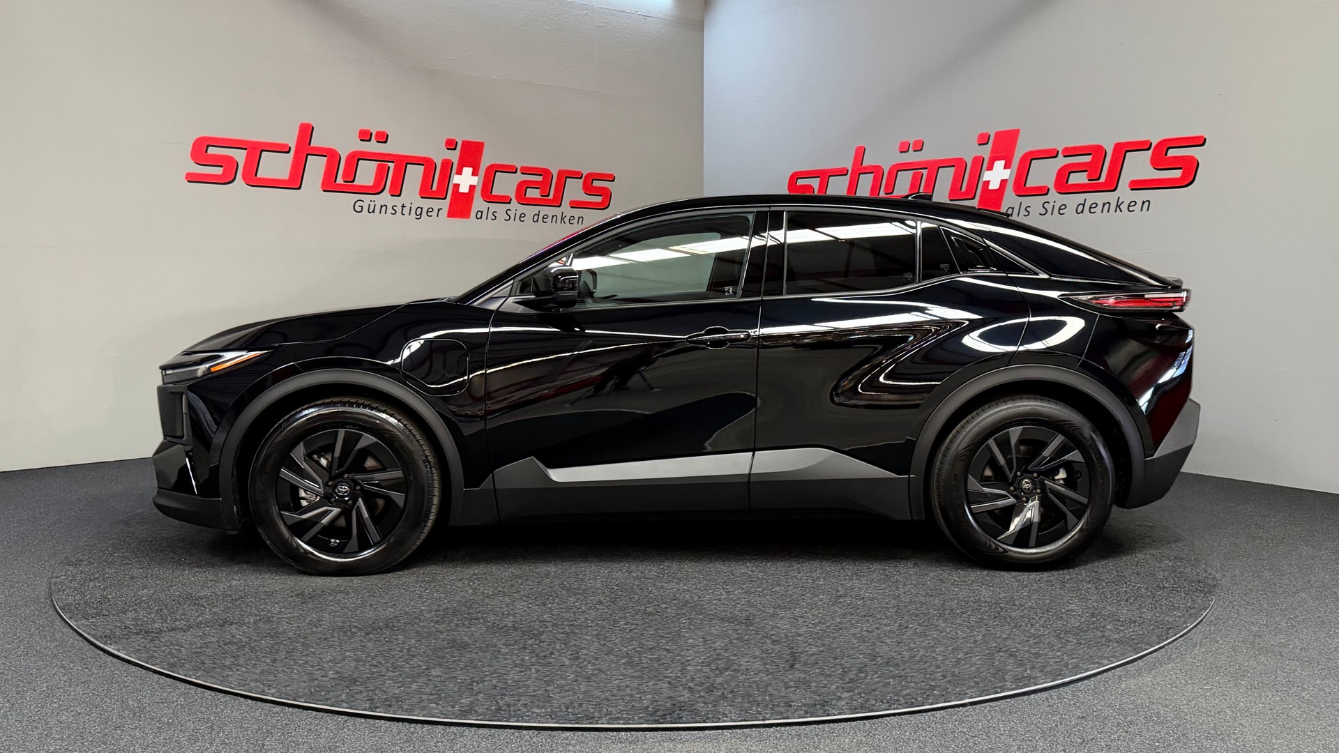 TOYOTA C-HR+ 77 kWh Style FWD-showroom-element-2