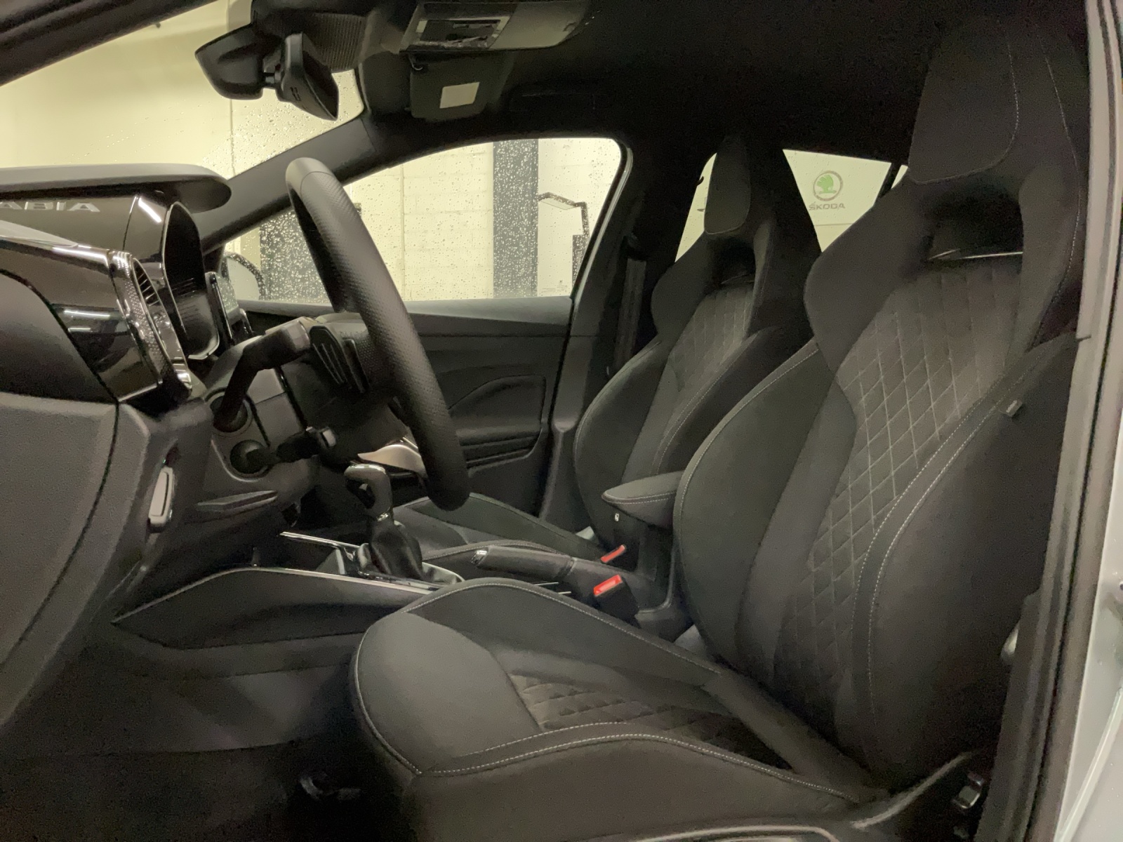 SKODA Fabia 1.0 TSI Dynamic DSG-image-5