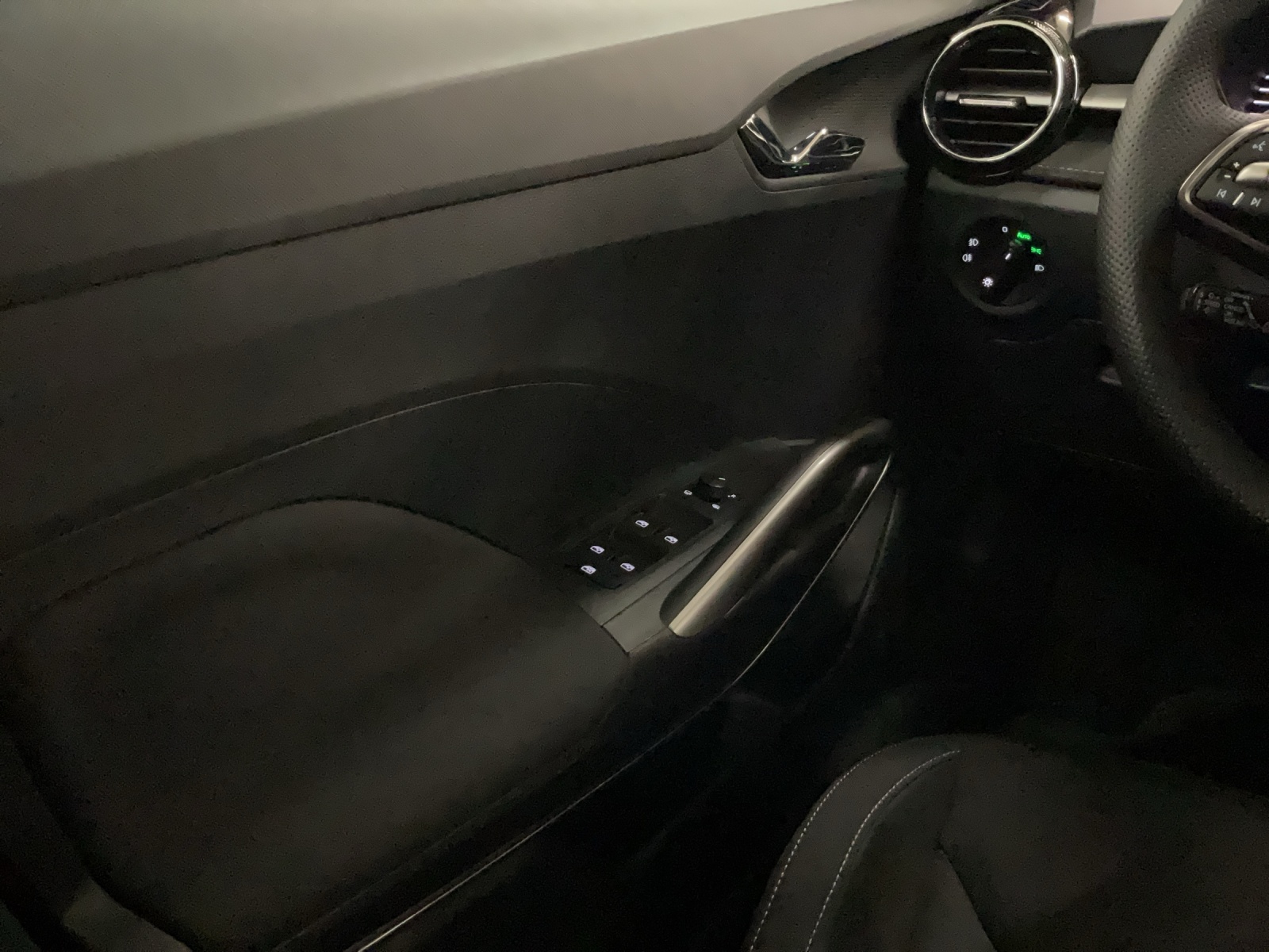 SKODA Fabia 1.0 TSI Dynamic DSG-image-7