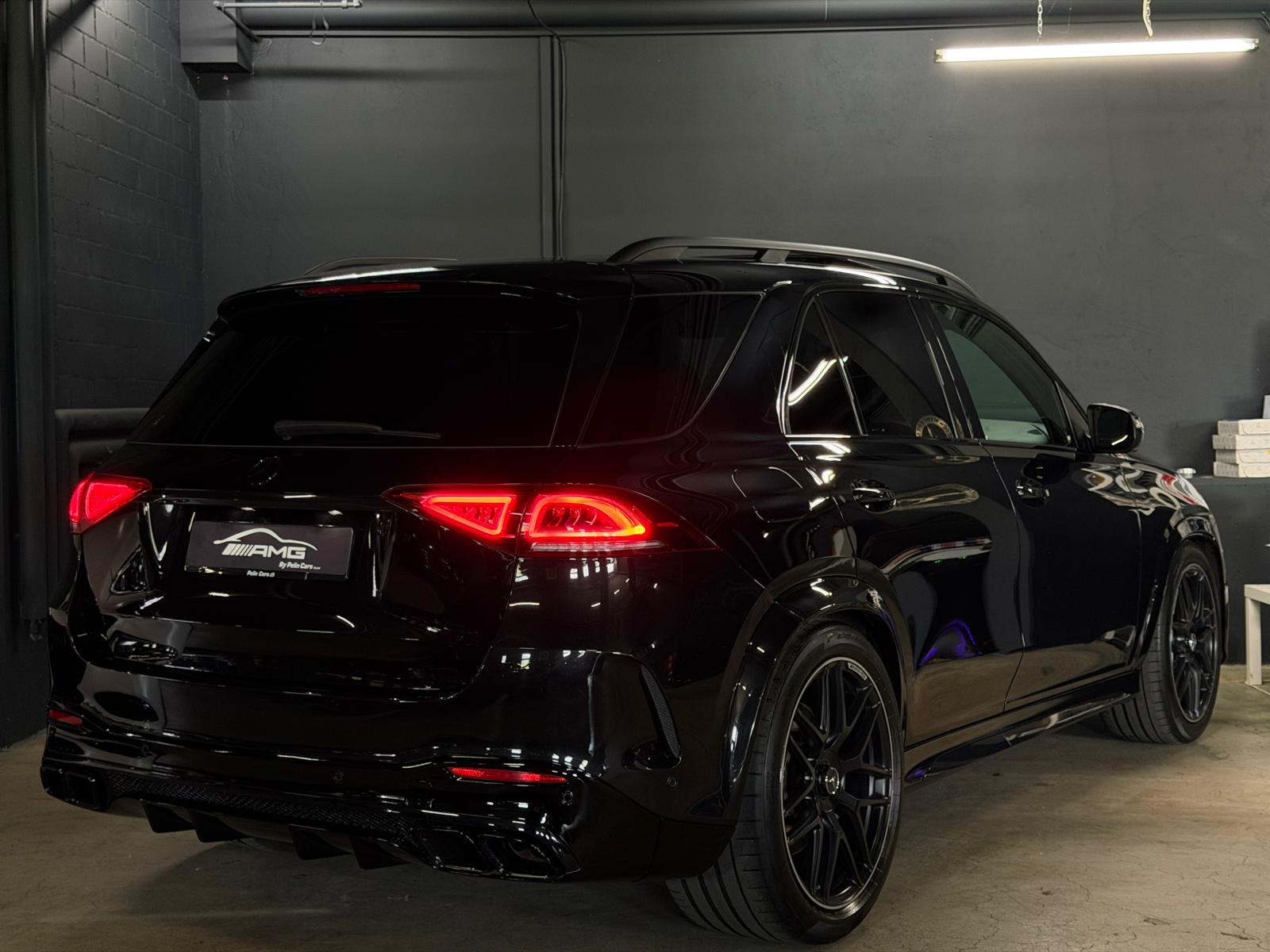 MERCEDES-BENZ GLE 63 S AMG Limited All Black Performance 720PS 4Matic+ 9G-Speedshift Vollausstattung-image-4
