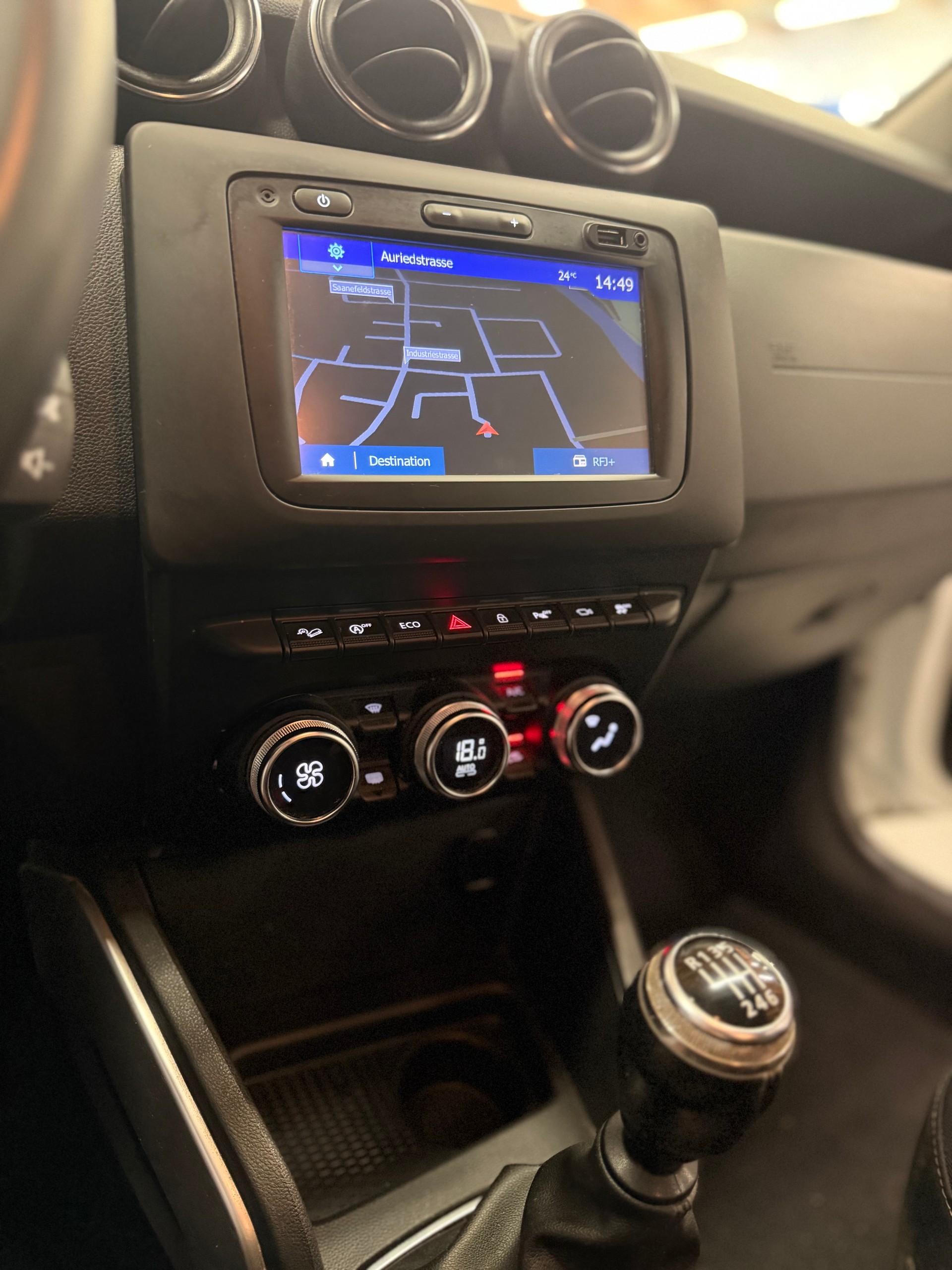 DACIA Duster TCe 125 Prestige 4x4-image-10