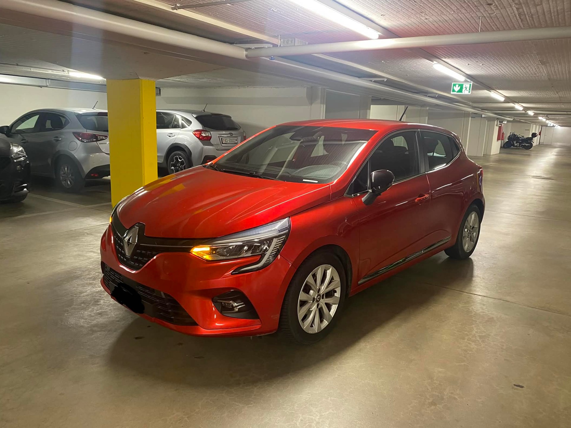 RENAULT 1.0 TCe 100 Intens-image-0
