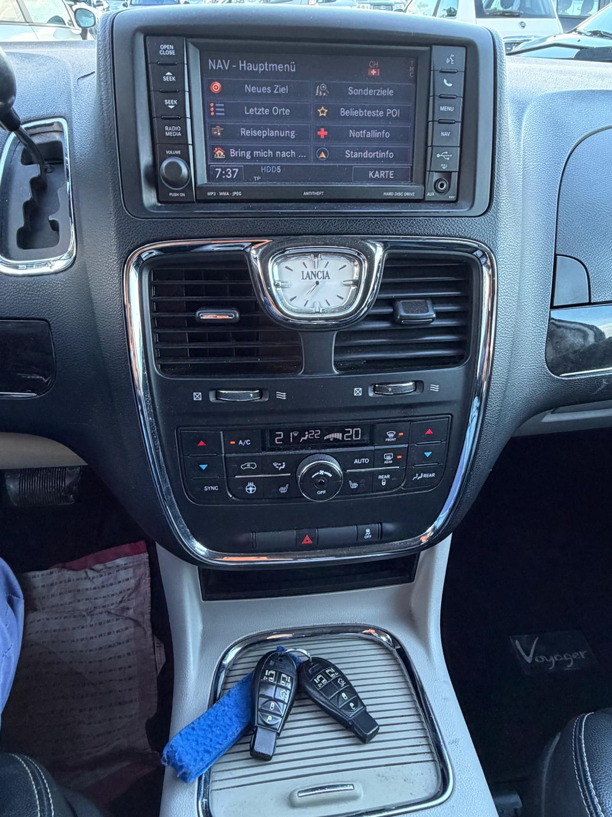 LANCIA Voyager 2.8D Silver Automatic-image-6