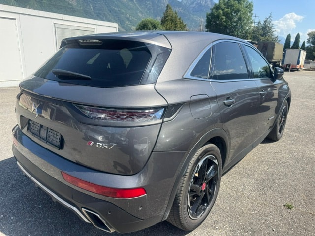 DS AUTOMOBILES DS 7 Crossback E-Tense 300 Performance Line-image-9