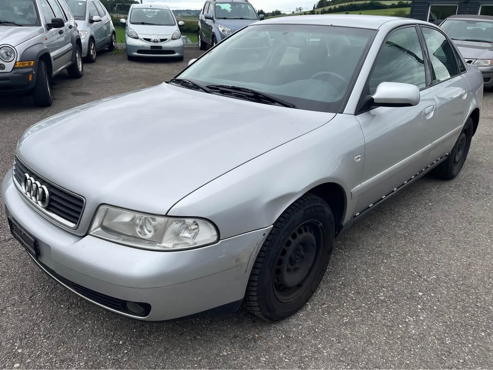 AUDI A4-image-2