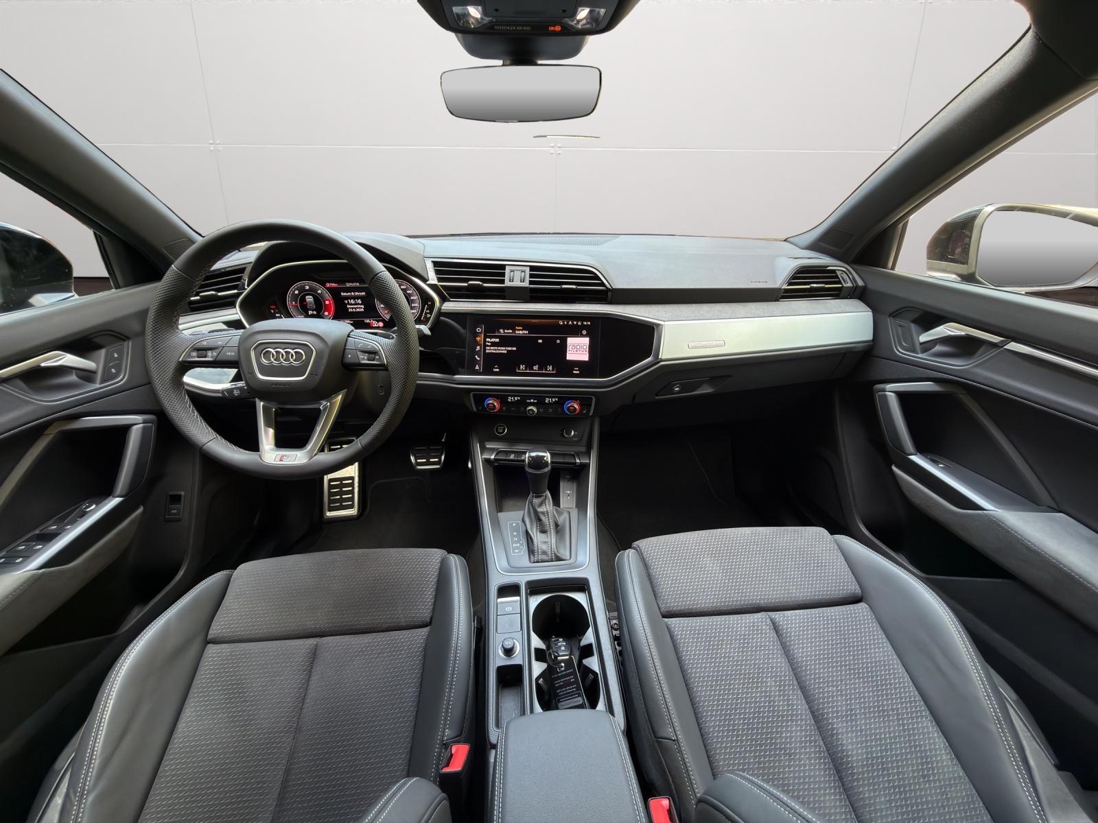 AUDI Q3 2.0 40 TDI S line quattro S-Tronic-image-8