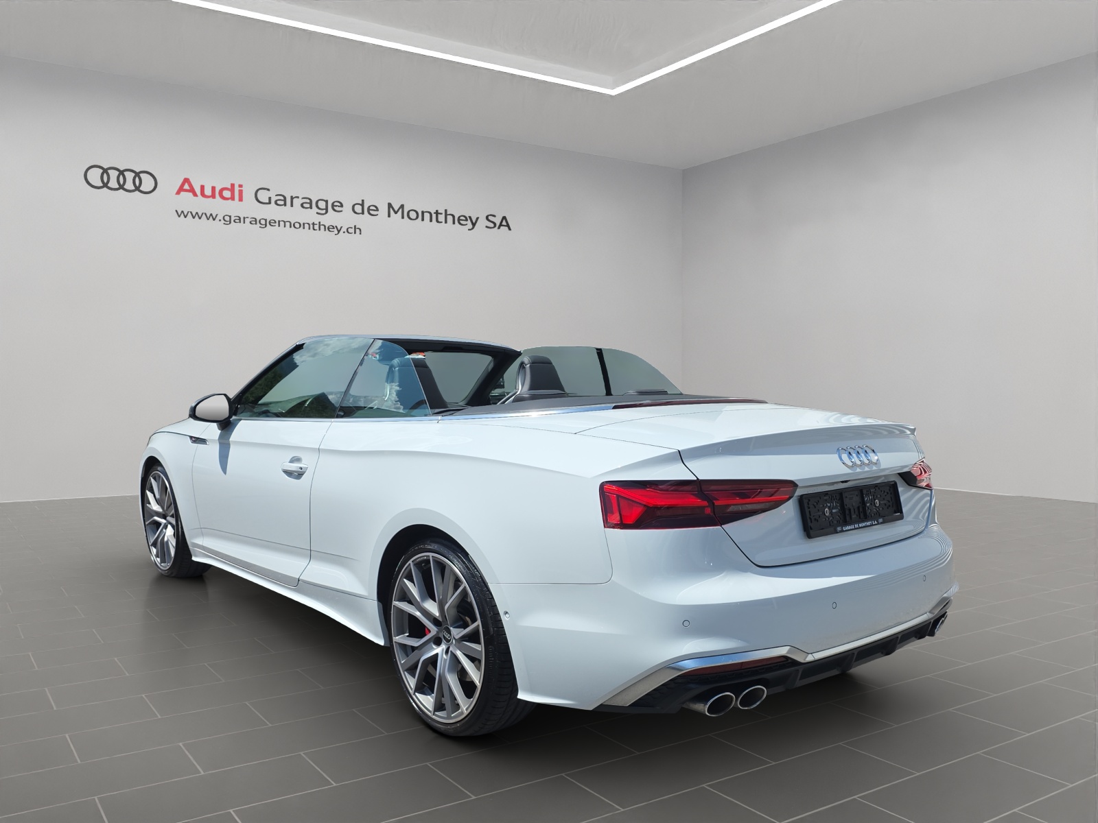 AUDI S5 Cabriolet 3.0 TFSI quattro tiptronic-image-5