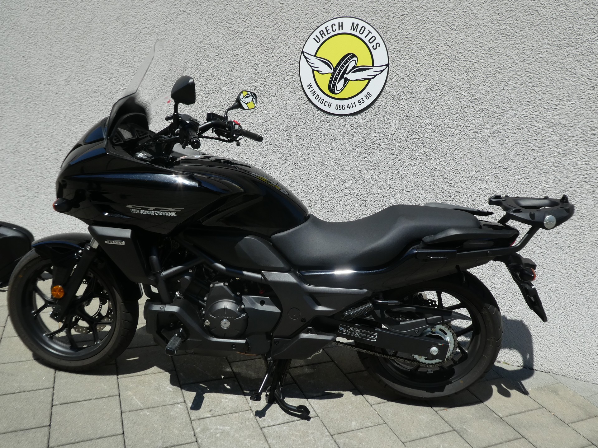 HONDA CTX 700 Cowl-showroom-element-1