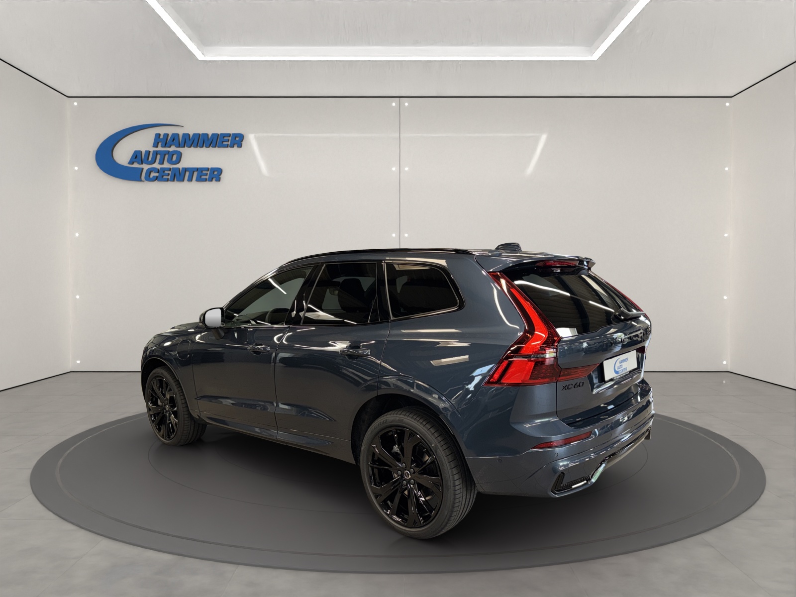 VOLVO XC60 2.0 T8 TE Black Edition eAWD-image-2