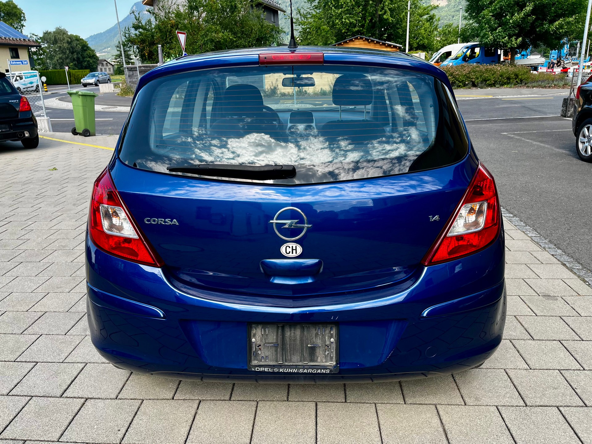 OPEL Corsa 1.4 TP Enjoy-image-1