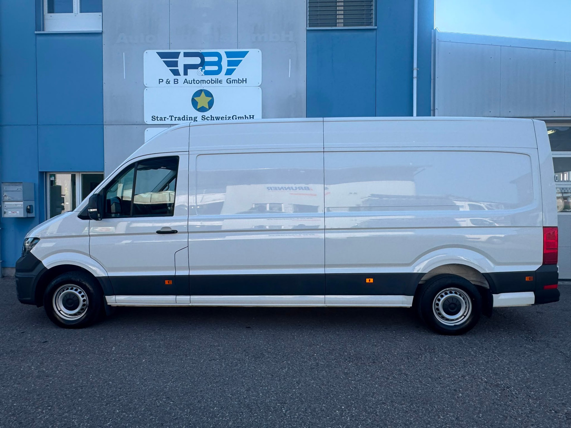 VW Crafter 35 2.0 TDI L4 Automat 140PS-image-4