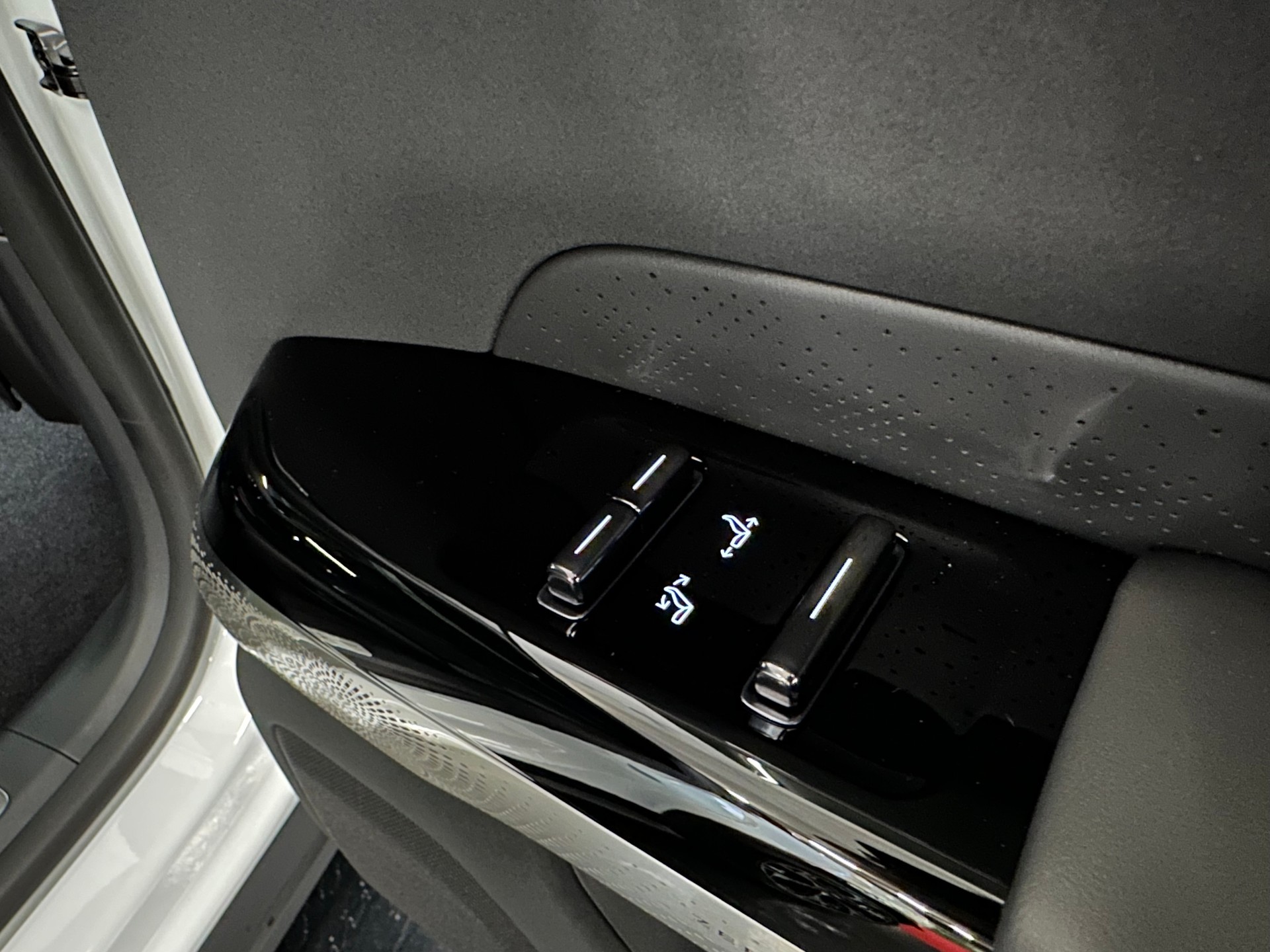 ZEEKR 7X 100kWh Privilege AWD-image-22