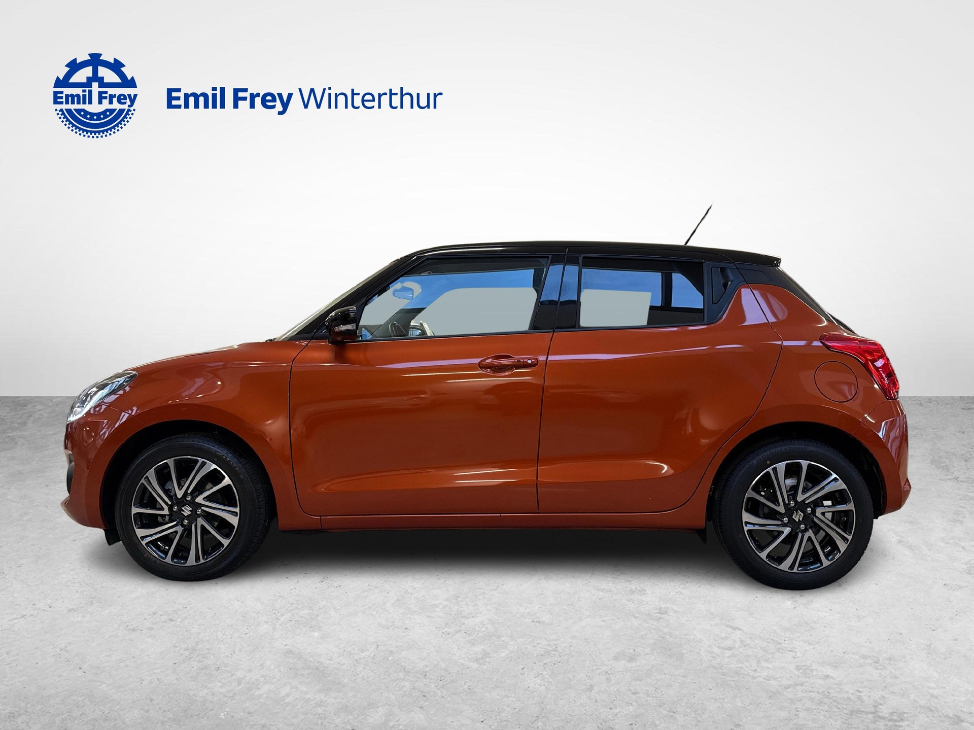 SUZUKI Swift 1.2 Compact Top Hybrid-image-1