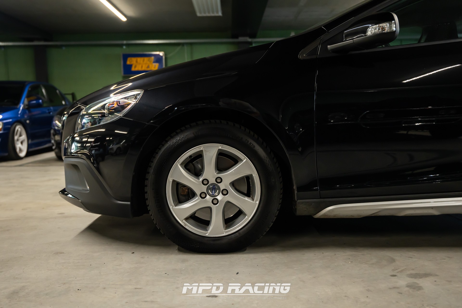 VOLVO V40 Cross Country T4 2.0 AWD Family Ed. Geartr.-image-7
