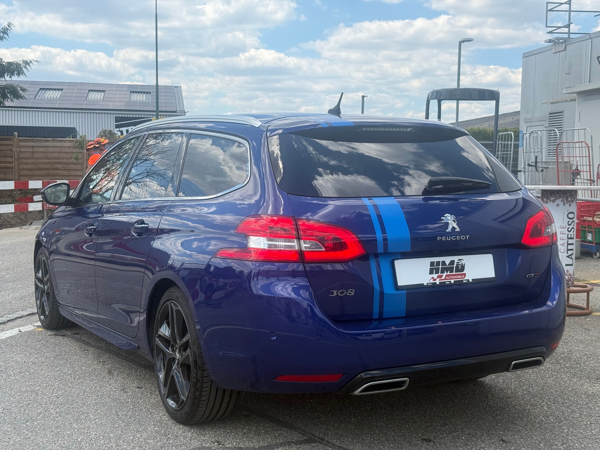 PEUGEOT 308 SW 2.0 BlueHDI GT Automatic-image-4