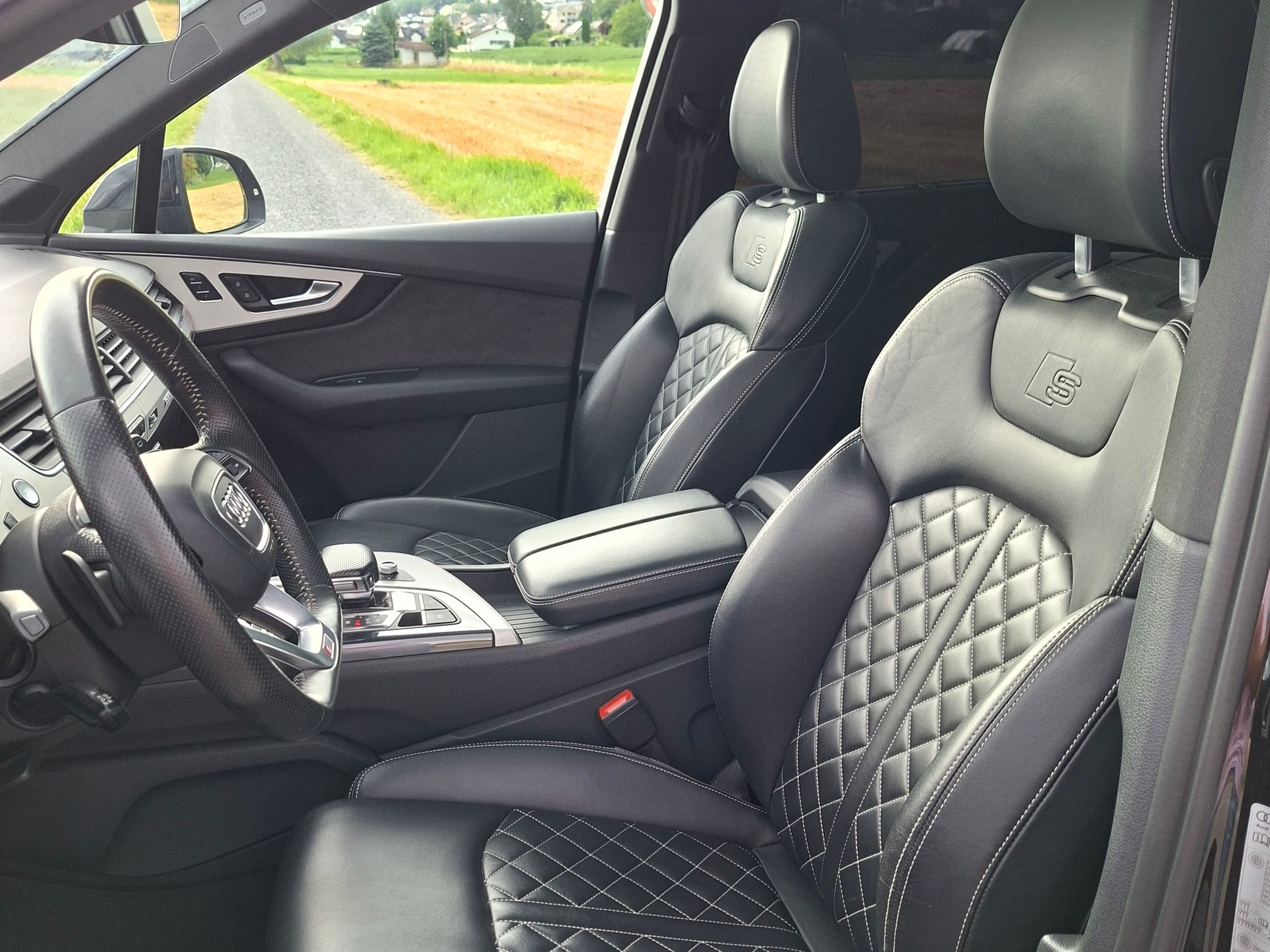 AUDI Q7 3.0 TDI quattro tiptronic-image-8