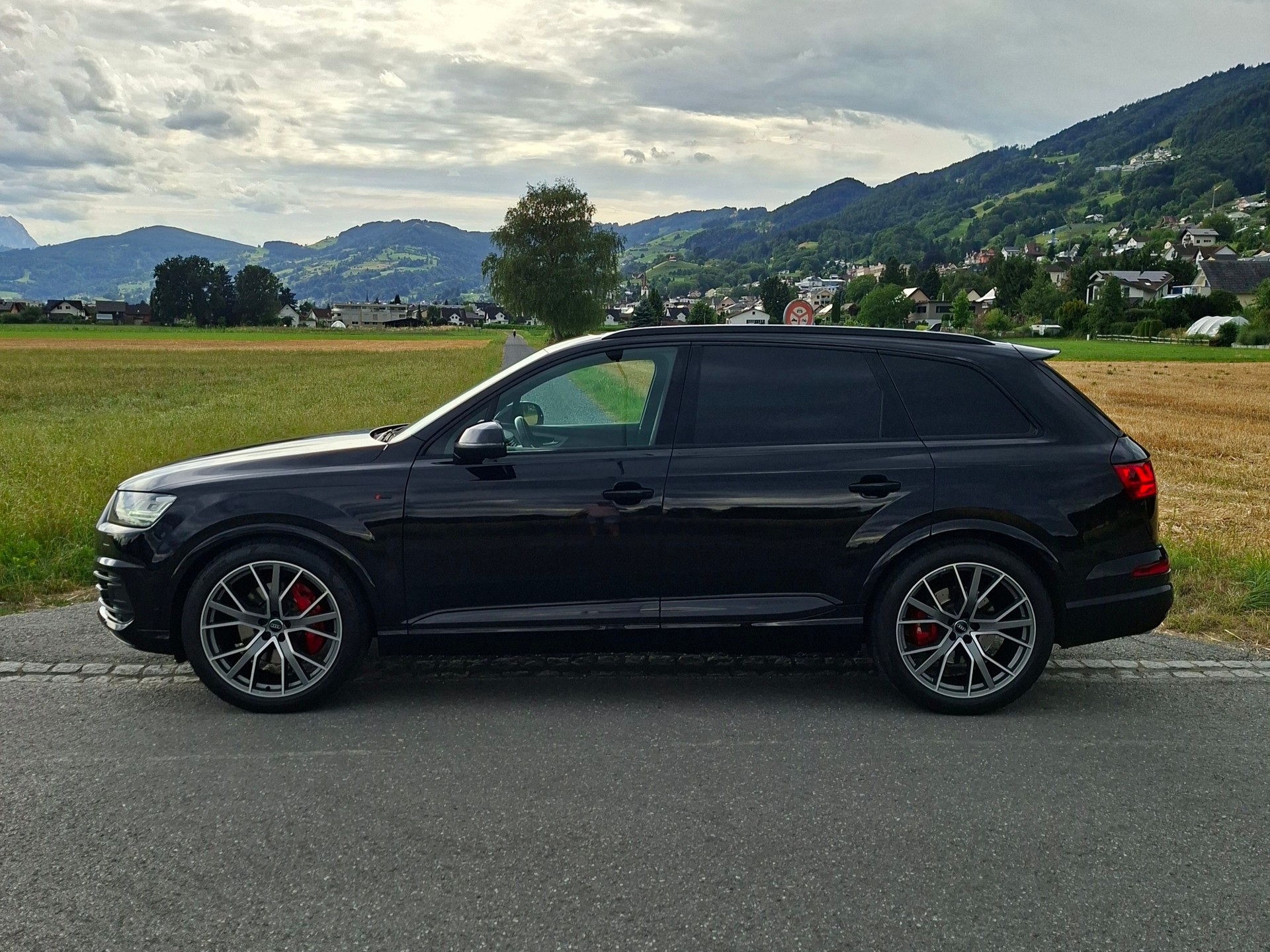 AUDI Q7 3.0 TDI quattro tiptronic-image-4