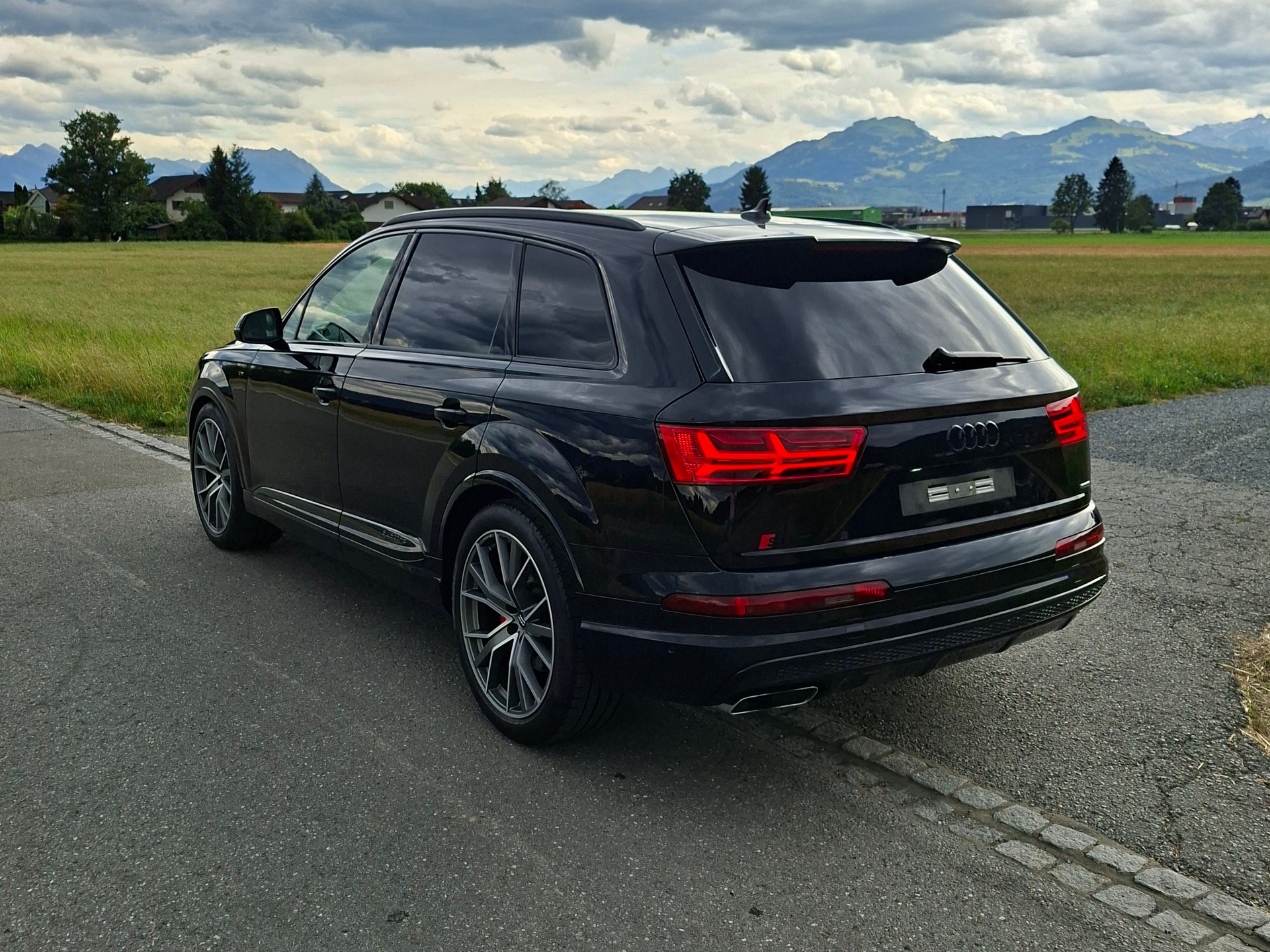 AUDI Q7 3.0 TDI quattro tiptronic-image-3