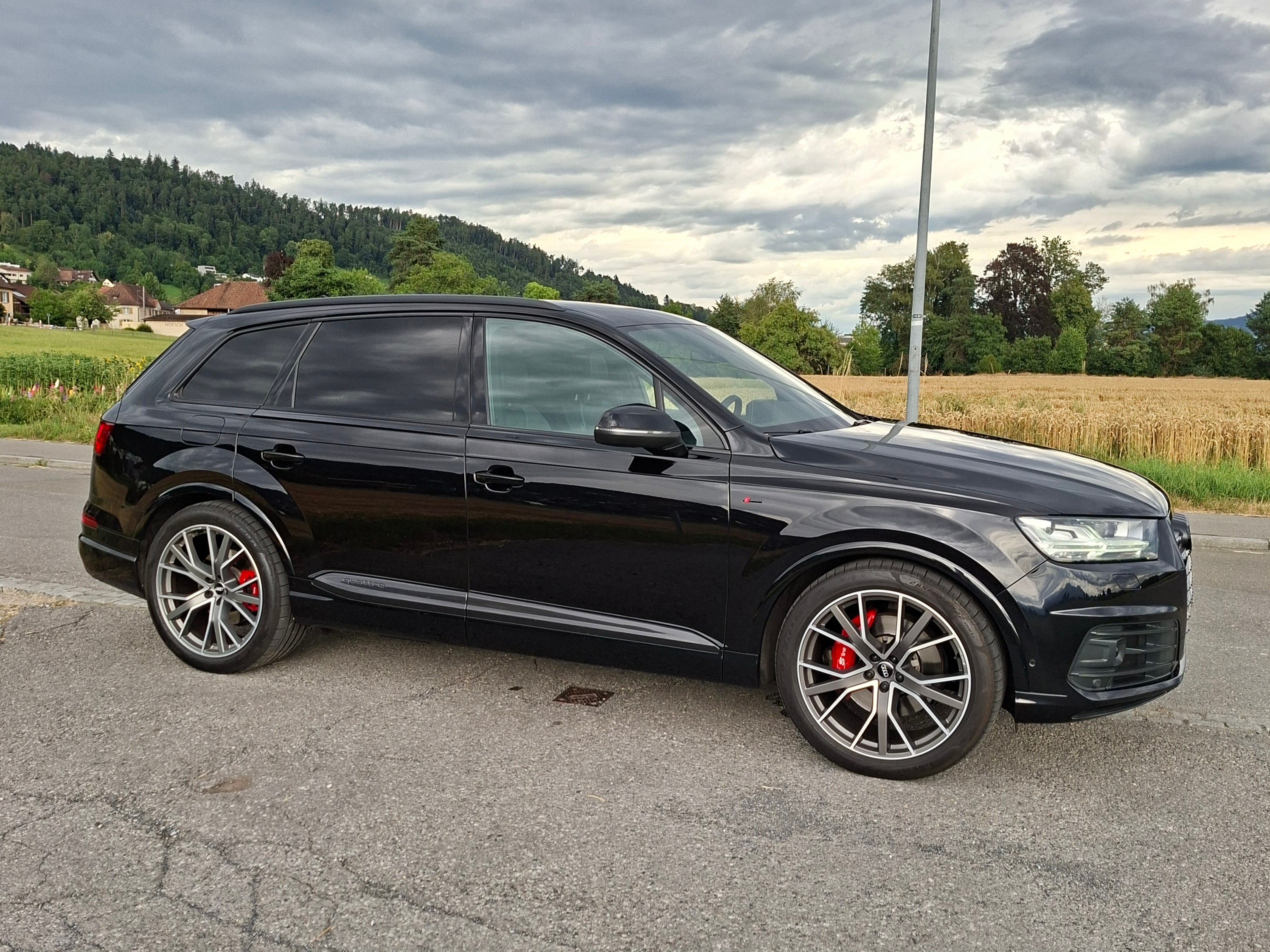 AUDI Q7 3.0 TDI quattro tiptronic — slika 1