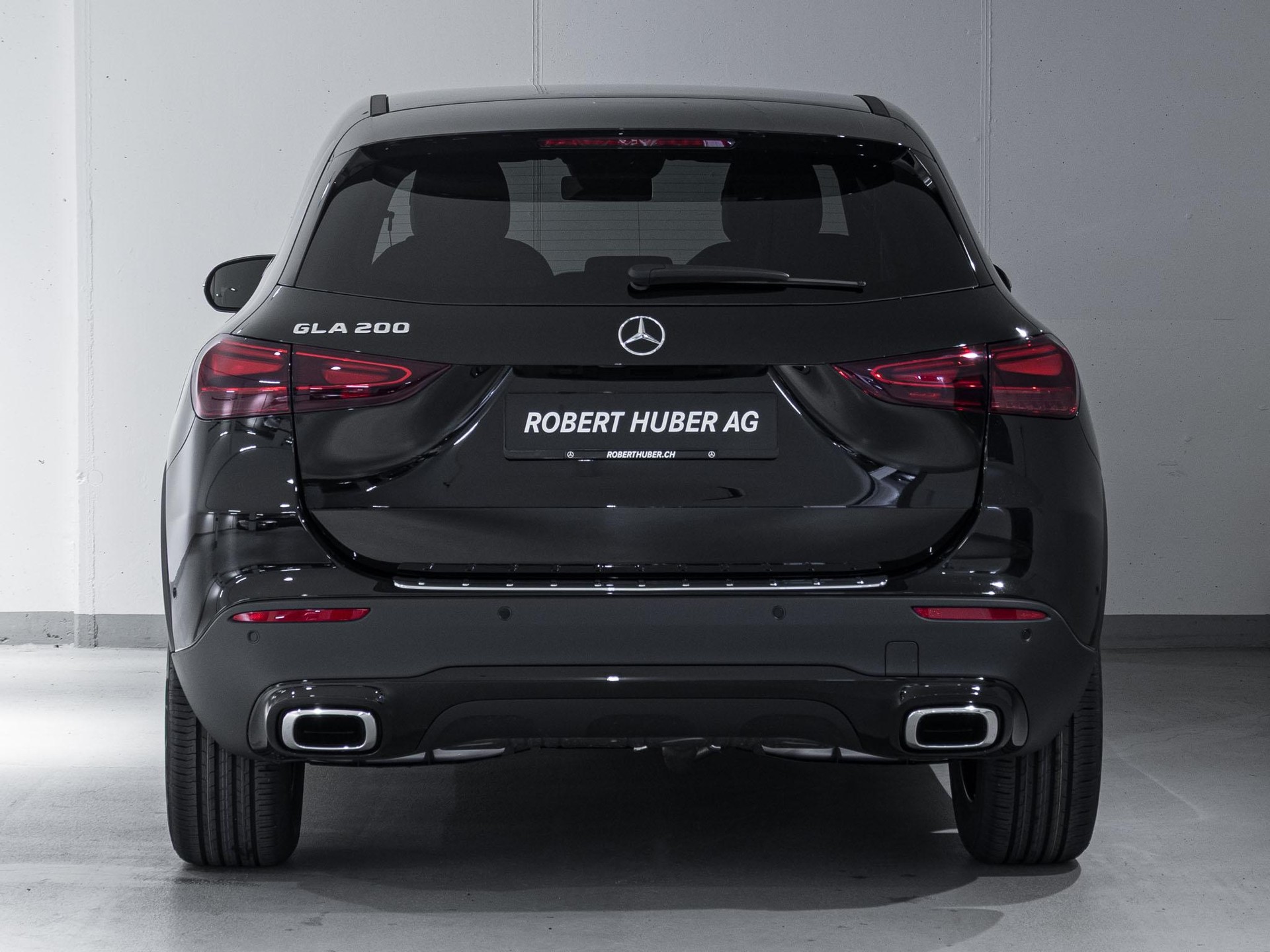 MERCEDES-BENZ GLA 200 "Night Star"-image-5