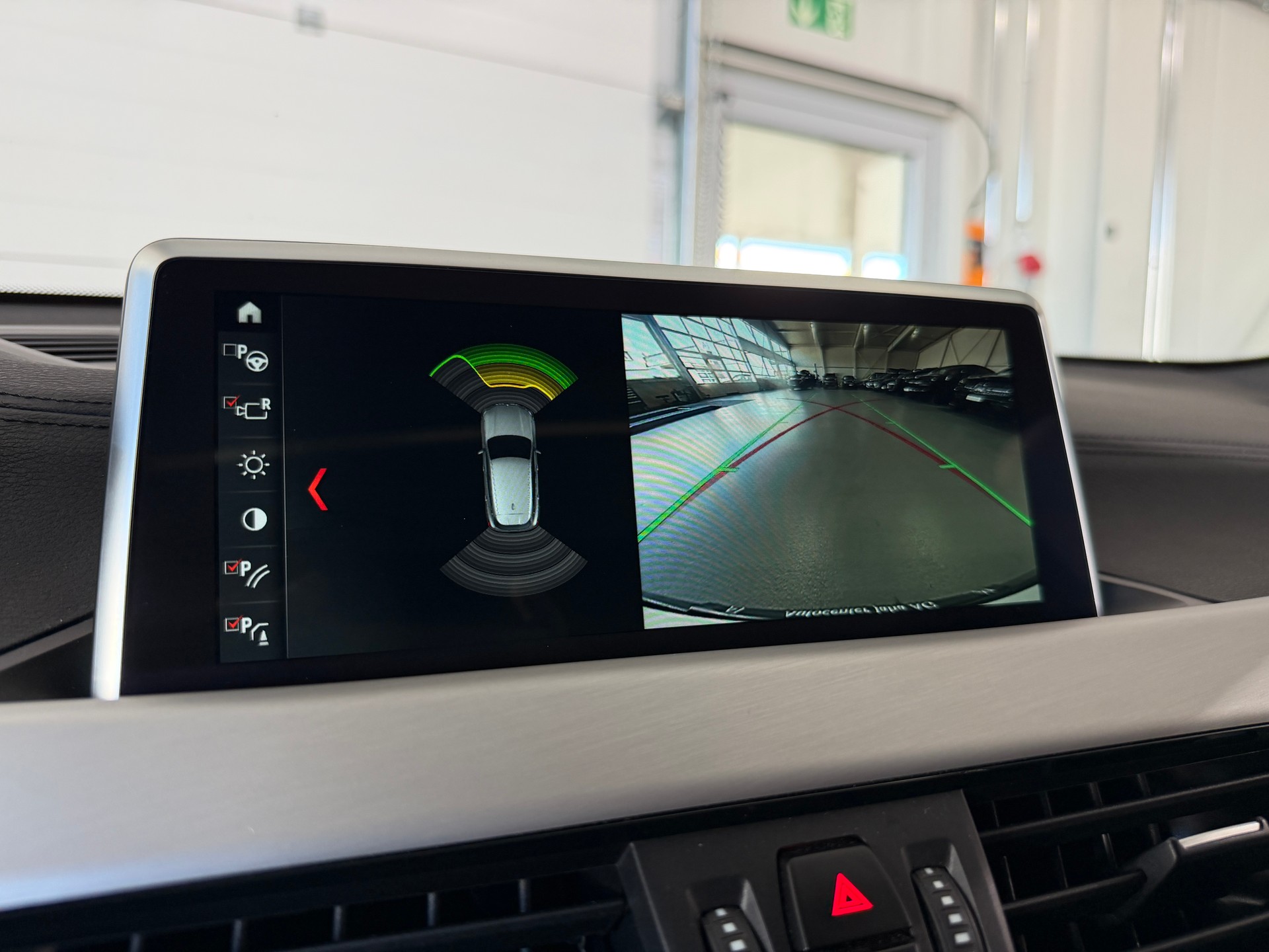 BMW X2 M35i Steptronic (CH) 20'' + Tieferlegung (KW)-image-9