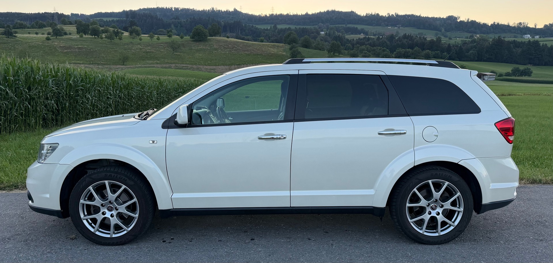 FIAT Freemont 2.0 MJ Lounge AWD Automat-image-2