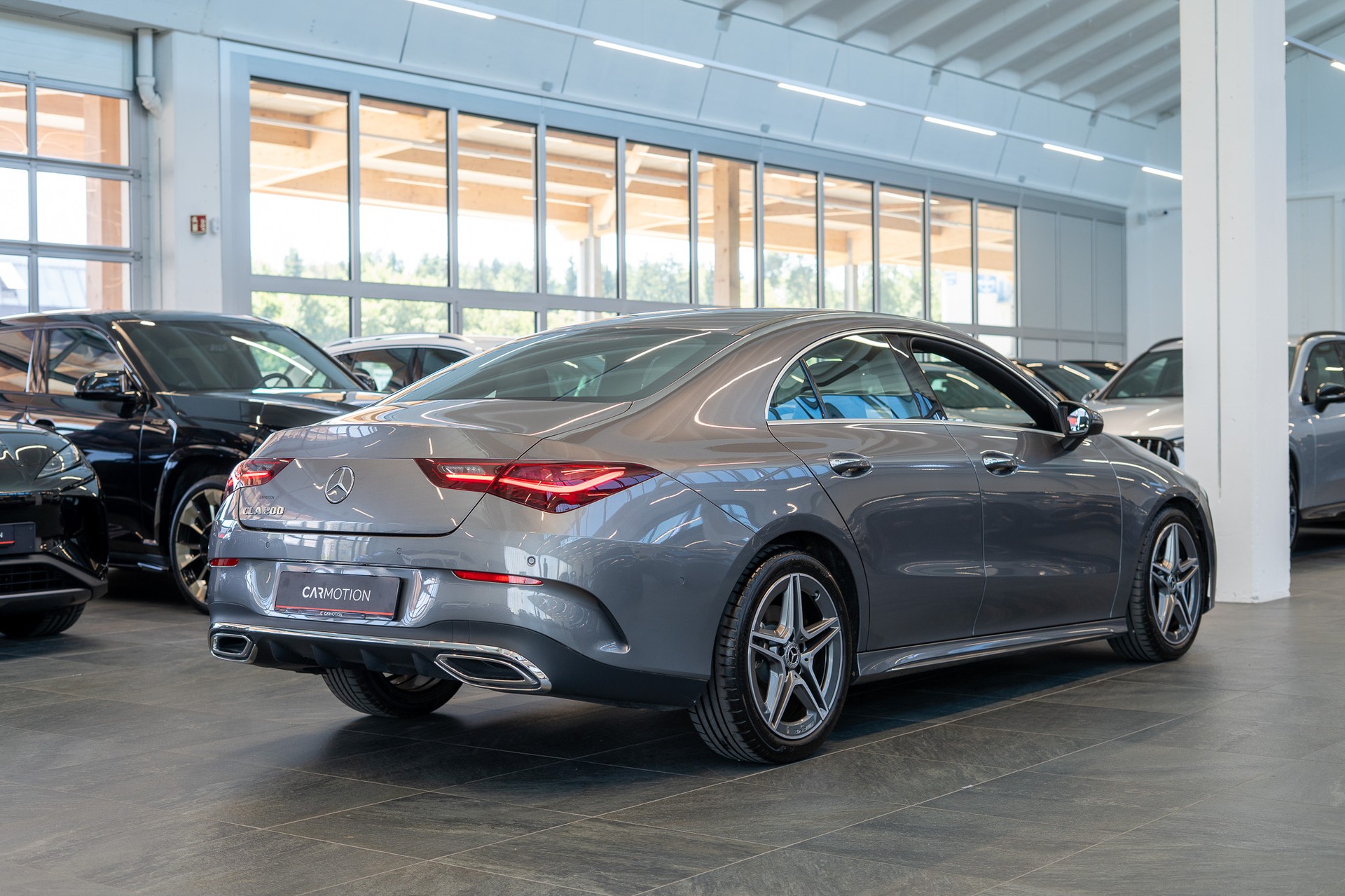 MERCEDES-BENZ CLA 200 AMG Line / Facelift / Rückfahrkamera / Ambientebeleuchtung-image-3
