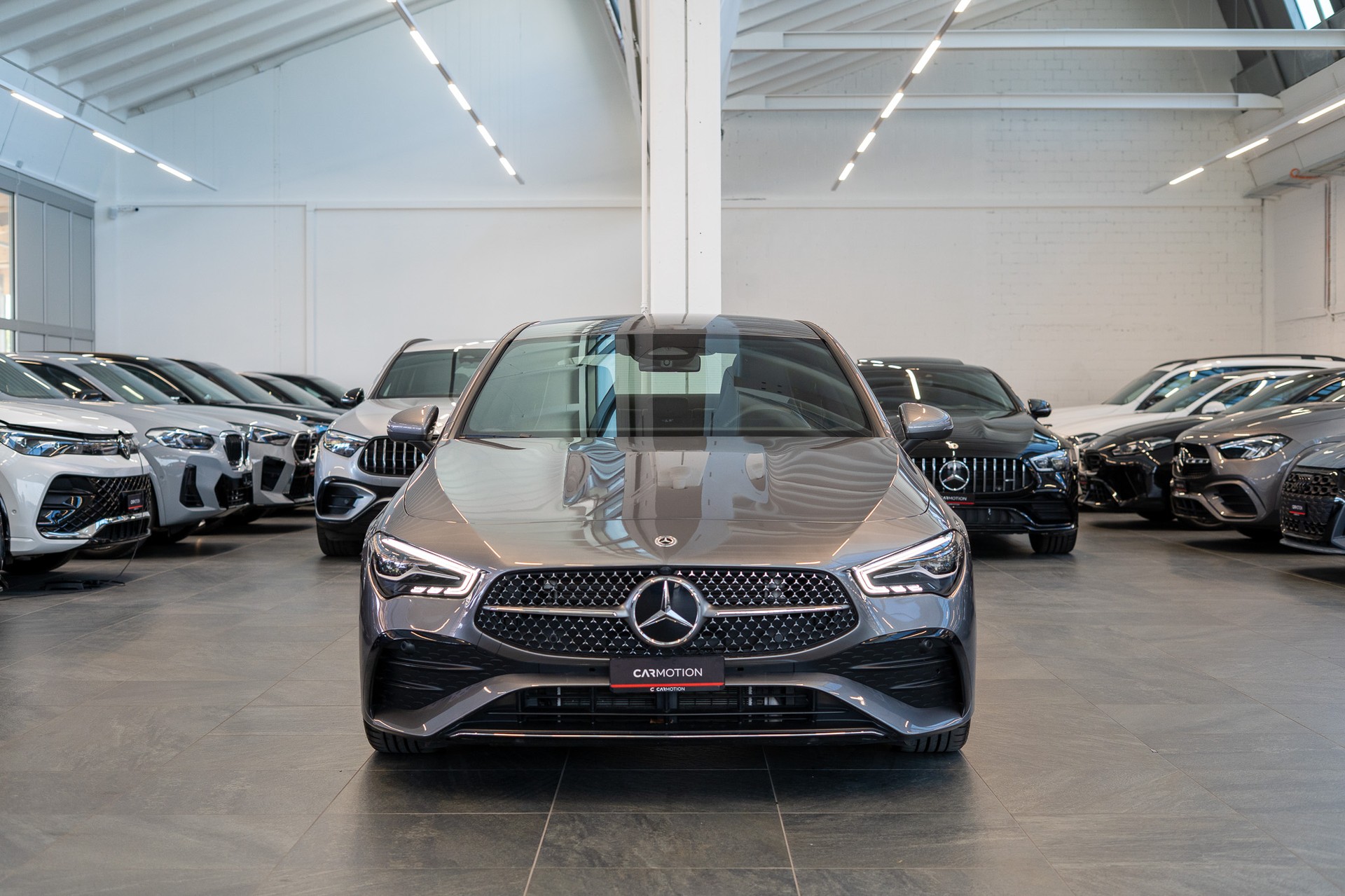 MERCEDES-BENZ CLA 200 AMG Line / Facelift / Rückfahrkamera / Ambientebeleuchtung-image-1
