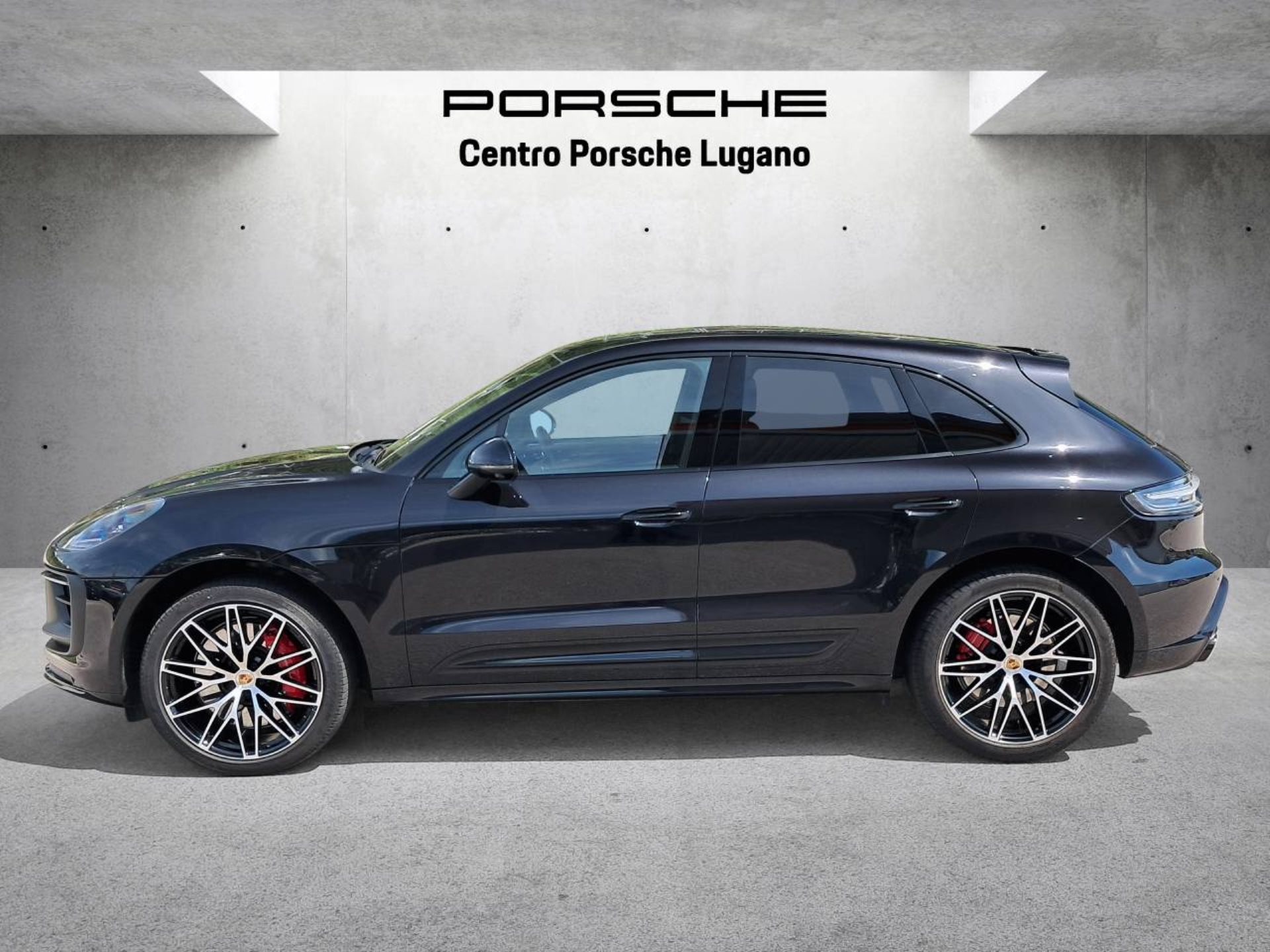 PORSCHE Macan GTS (MY23)-image-1