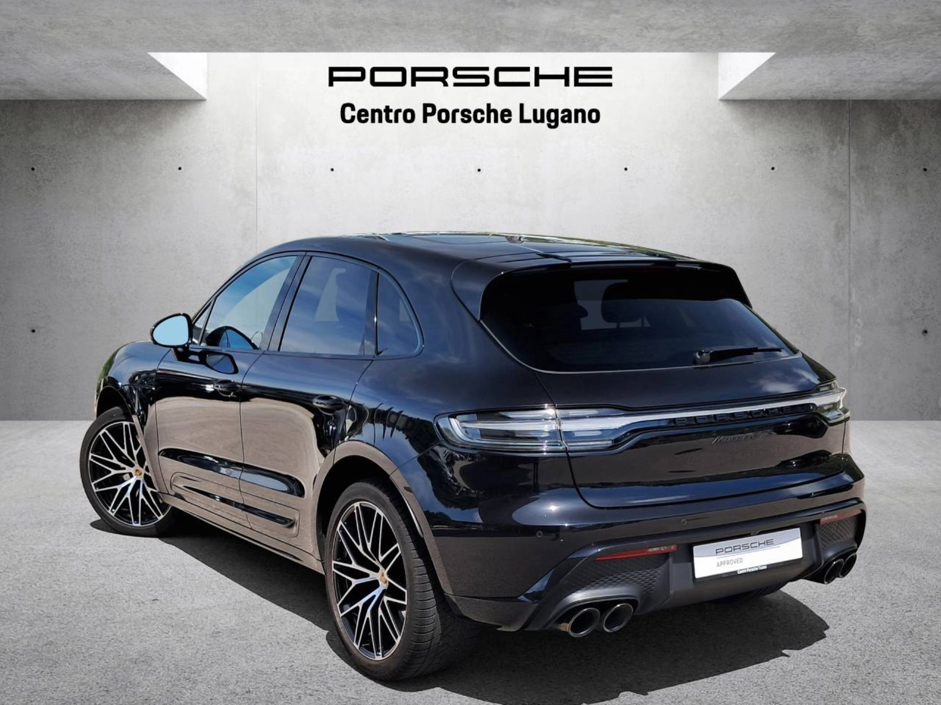 PORSCHE Macan GTS (MY23)-image-2