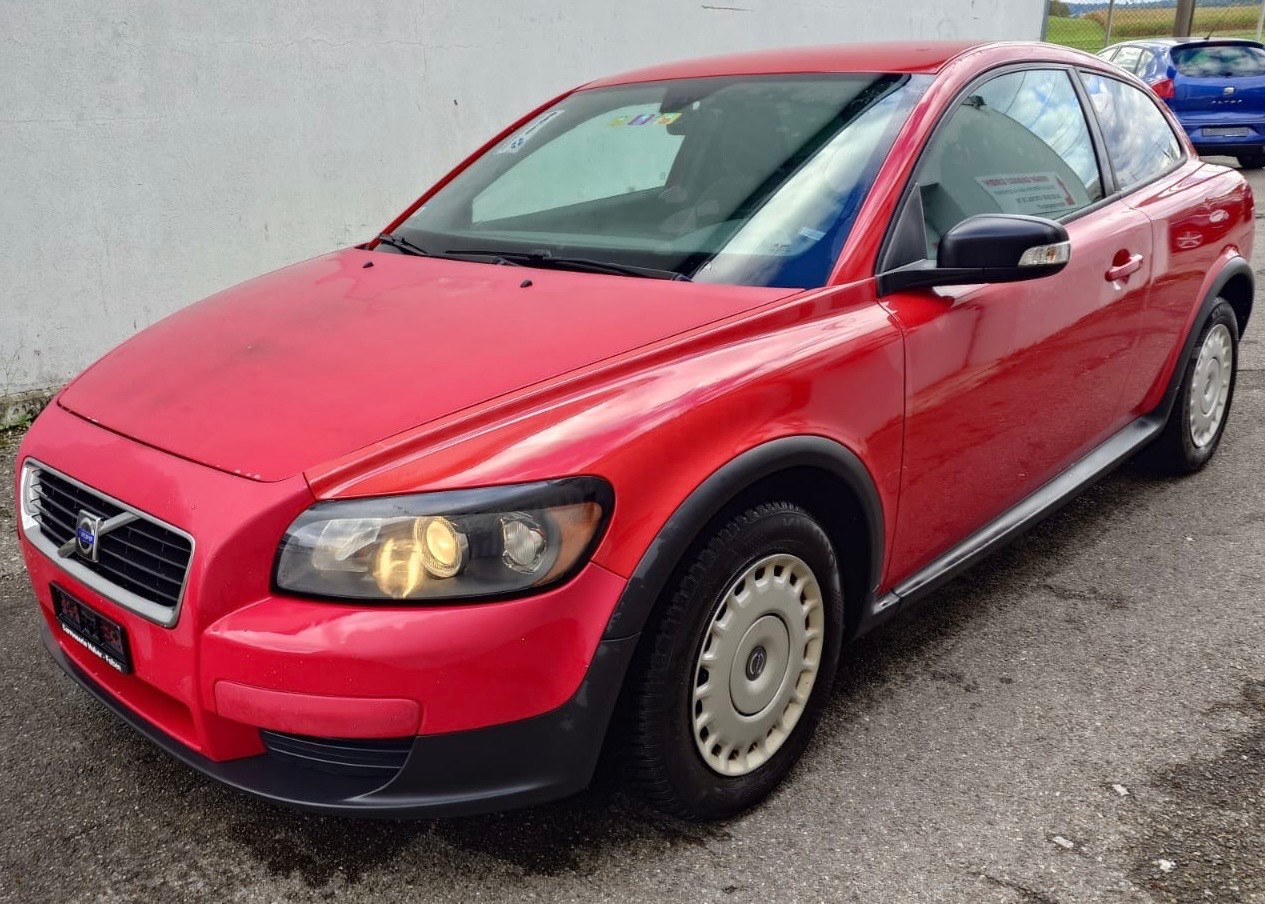 VOLVO C30 1.6 Kinetic-image-0