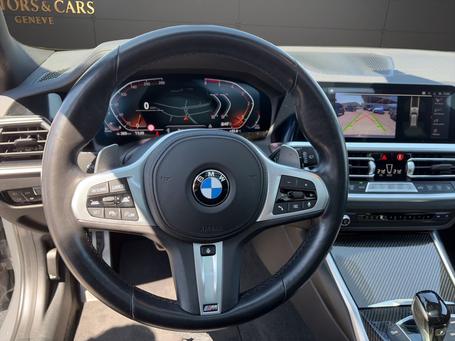 BMW 320d xDrive 48V Touring M Sport Steptronic-image-12