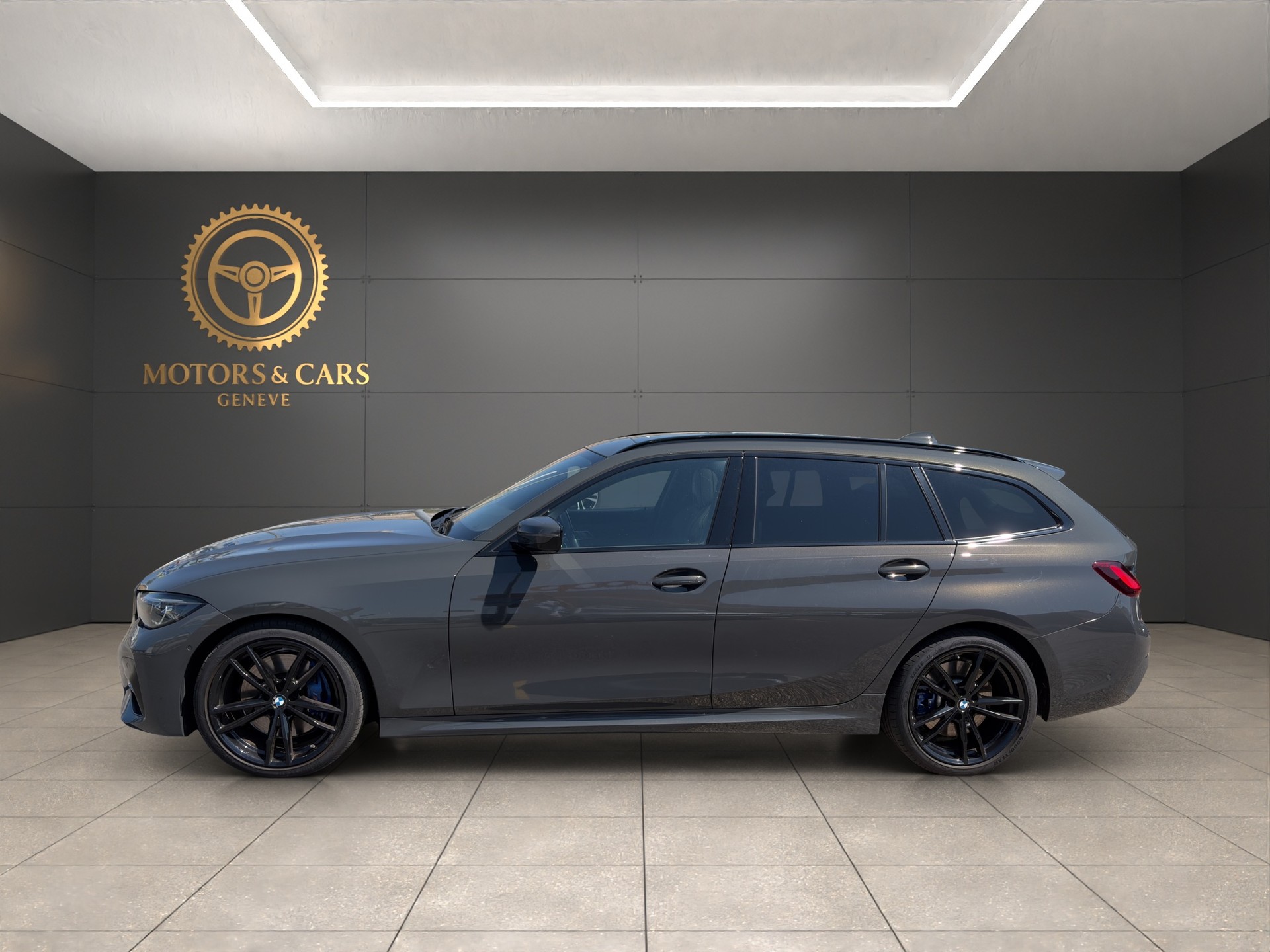 BMW 320d xDrive 48V Touring M Sport Steptronic-image-4
