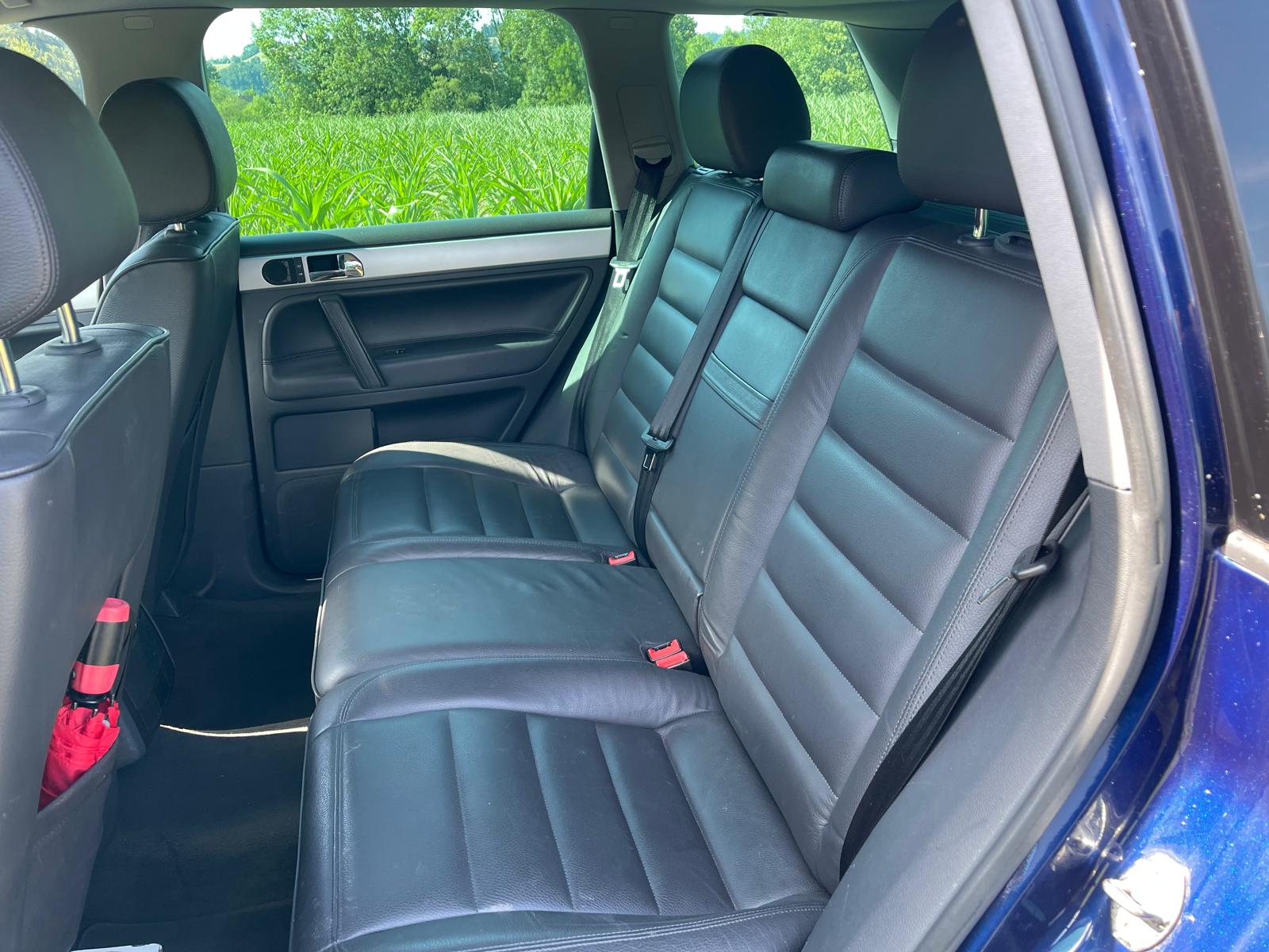 VW Touareg 4.2 V8 Automatic-image-5