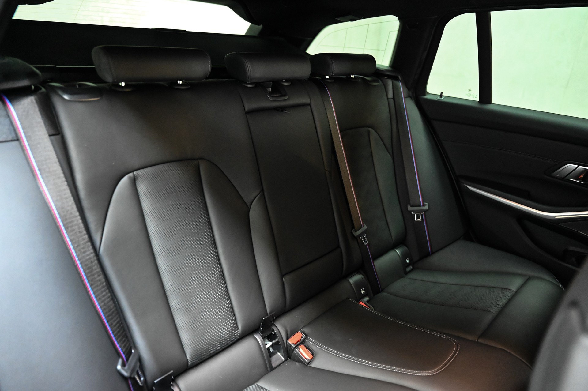 BMW M3 Competition xDrive Touring-image-30