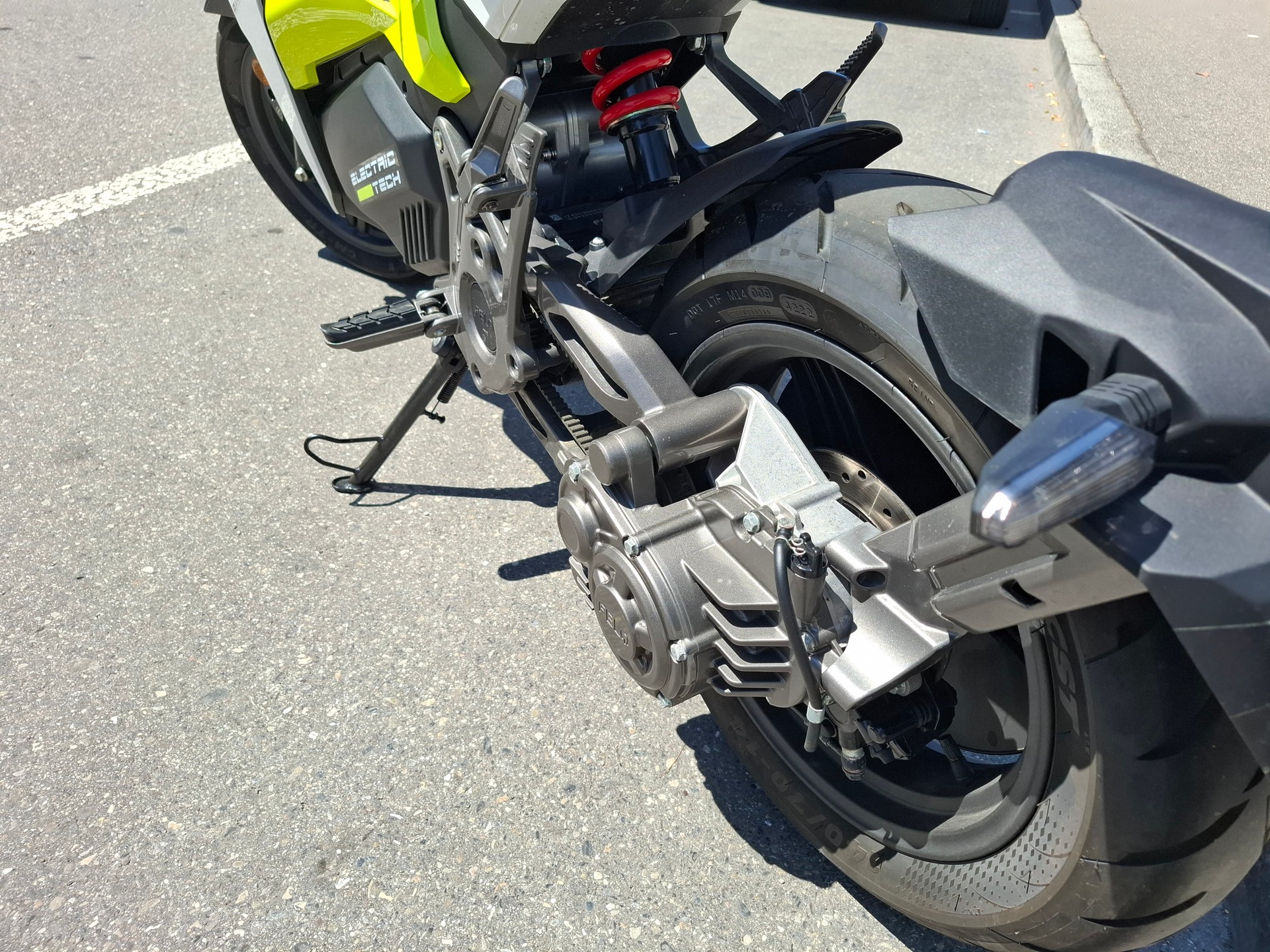 FELO 125km/h mit Ausweis A1-image-4