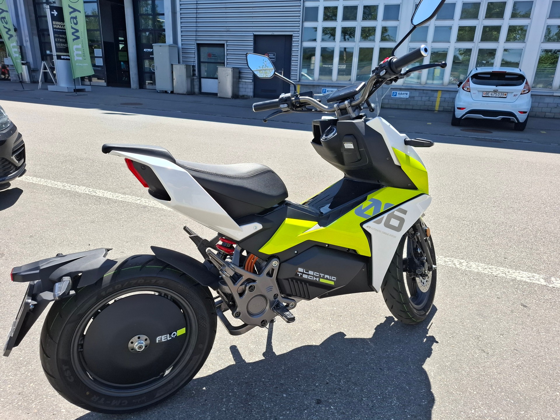 FELO 125km/h mit Ausweis A1-showroom-element-2