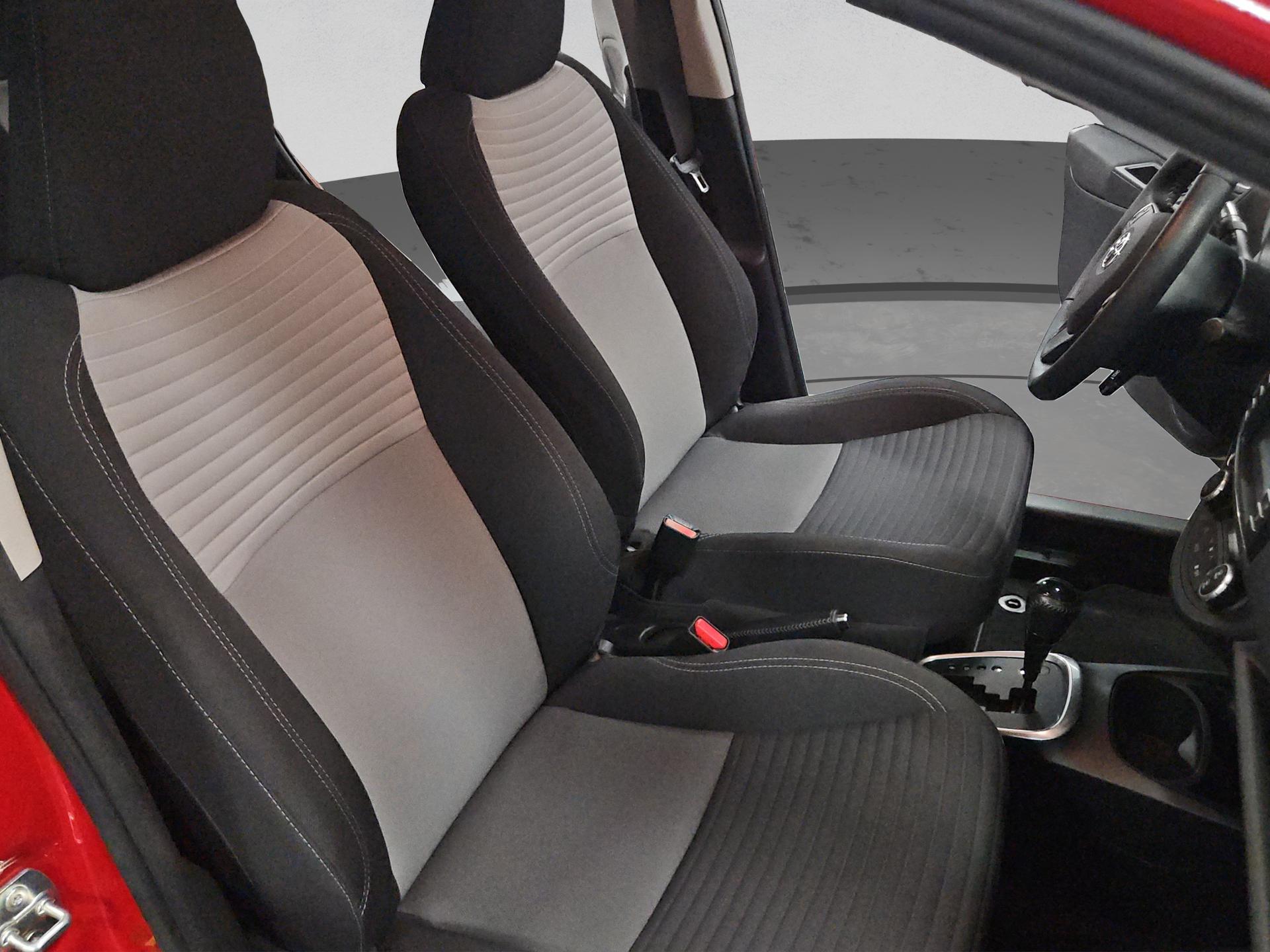 TOYOTA Yaris 1.5 VVT-i Hybrid Trend e-CVT-image-16