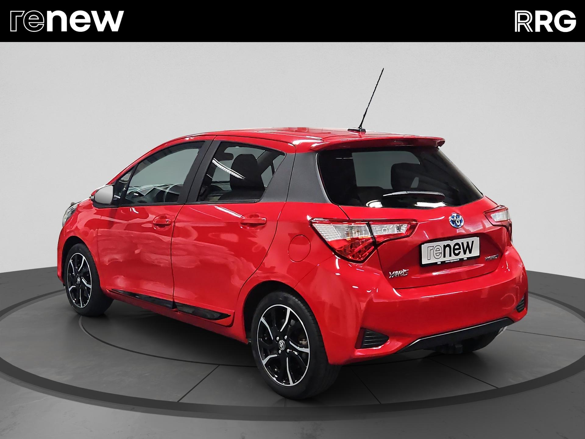 TOYOTA Yaris 1.5 VVT-i Hybrid Trend e-CVT-image-4