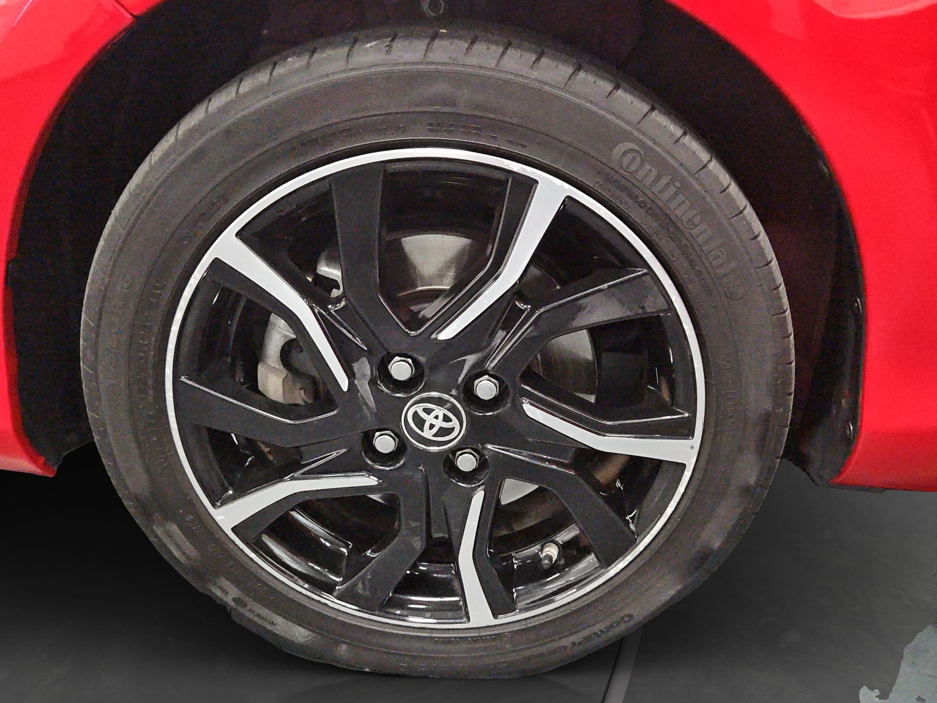 TOYOTA Yaris 1.5 VVT-i Hybrid Trend e-CVT-image-24