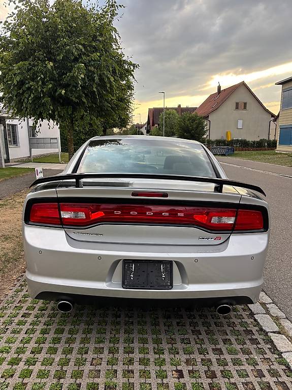 DODGE Charger-image-4