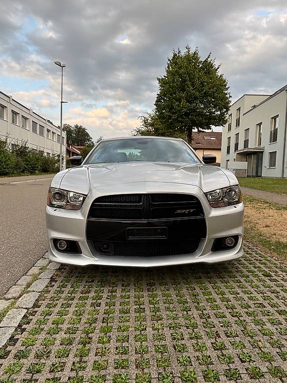 DODGE Charger-image-0