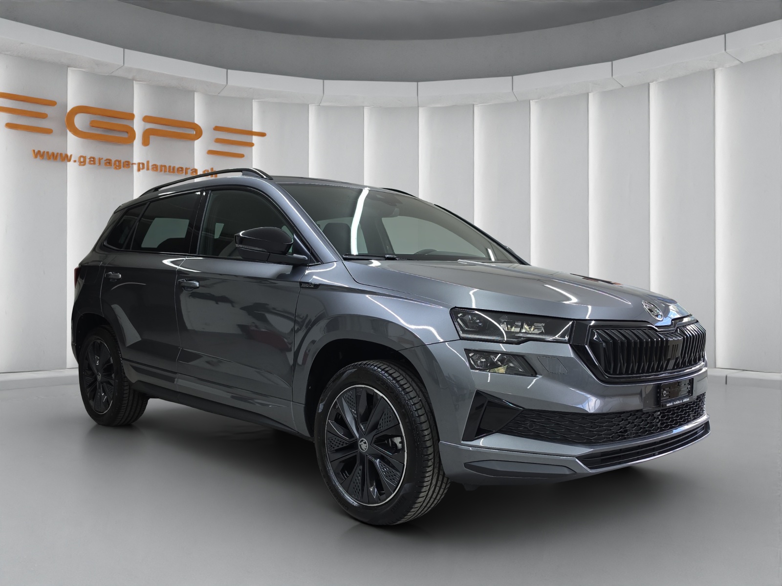 SKODA Karoq 2.0 TSI SportLine 4x4 DSG-image-2