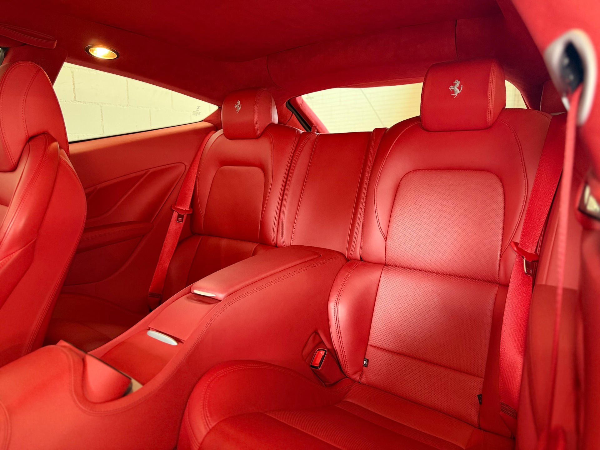 FERRARI FF-image-15