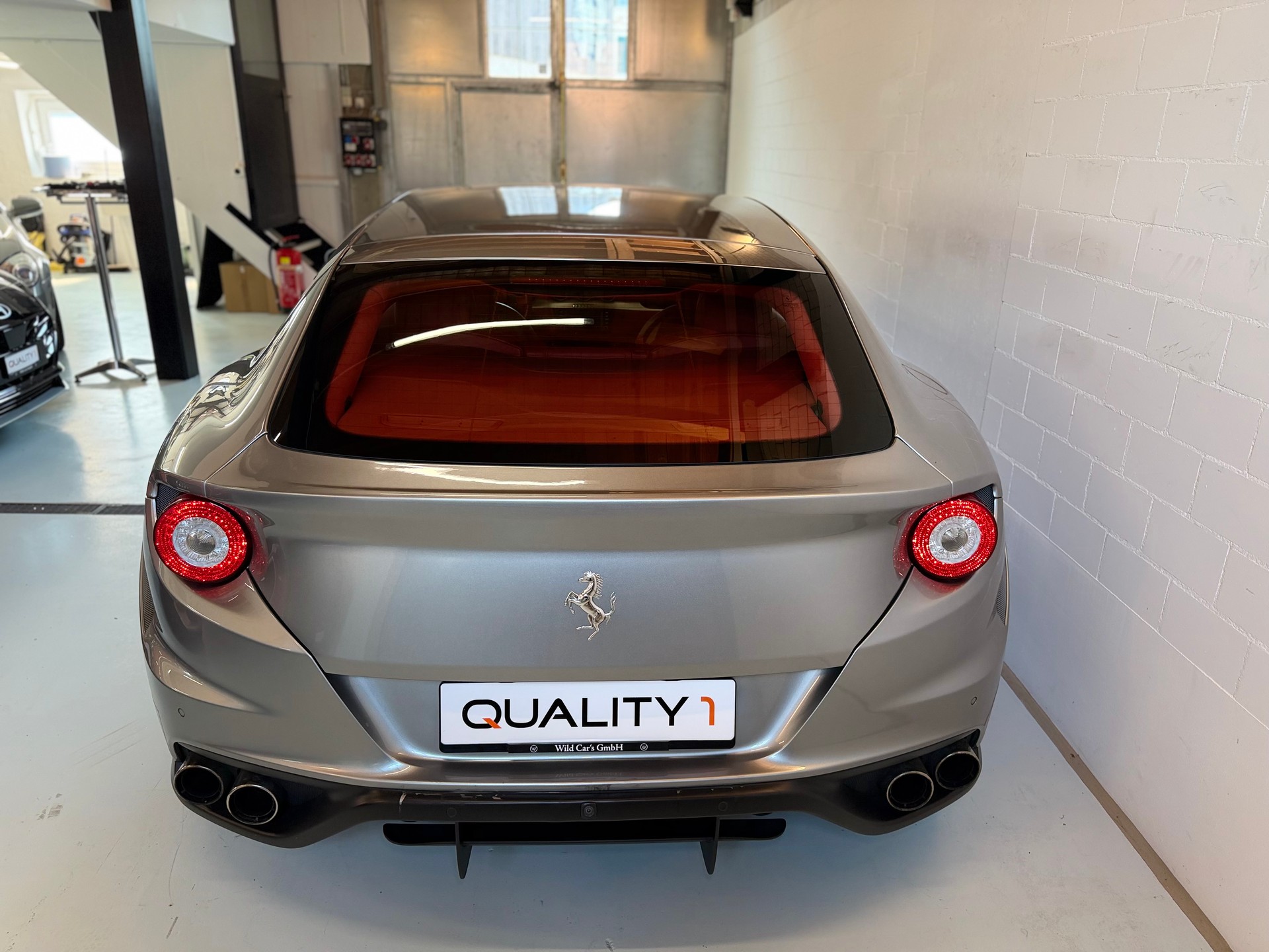 FERRARI FF-image-7