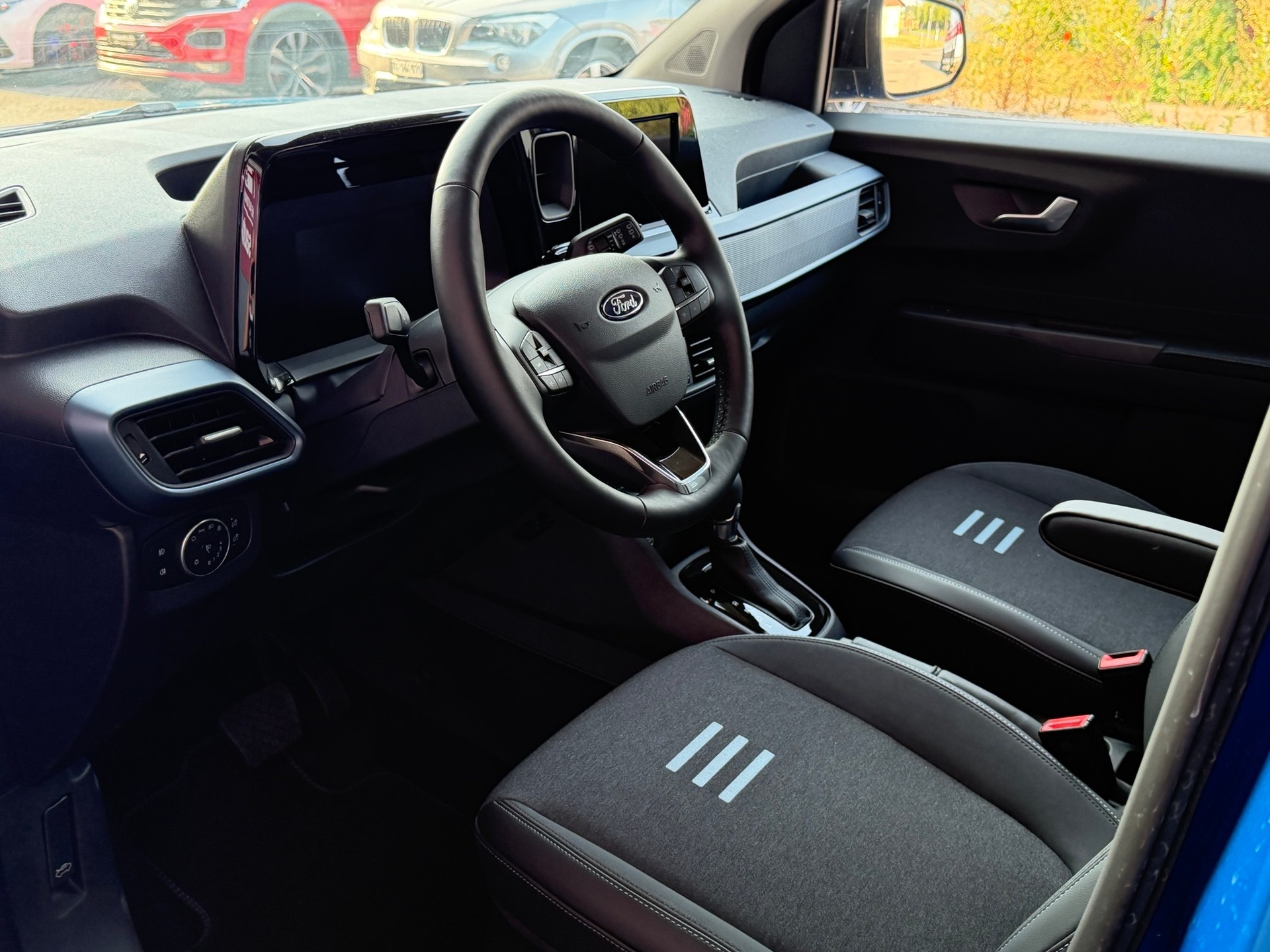 FORD Tourneo Courier 1.0 EcoBoost Active Automat-image-9