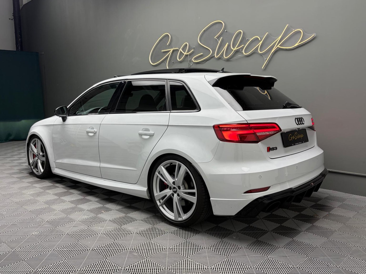 AUDI RS3 Sportback 2.5 TSI quattro S-tronic - Toit ouvrant, Echappement RS-image-9