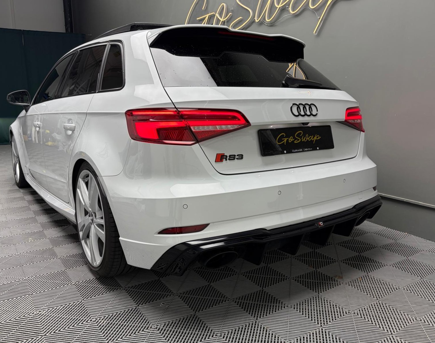 AUDI RS3 Sportback 2.5 TSI quattro S-tronic - Toit ouvrant, Echappement RS-image-10
